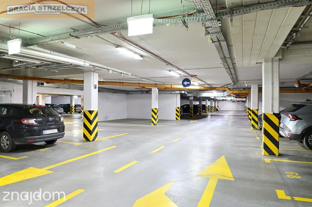 2 pokoje z balkonem garażem i komórką - zdjęcie 8