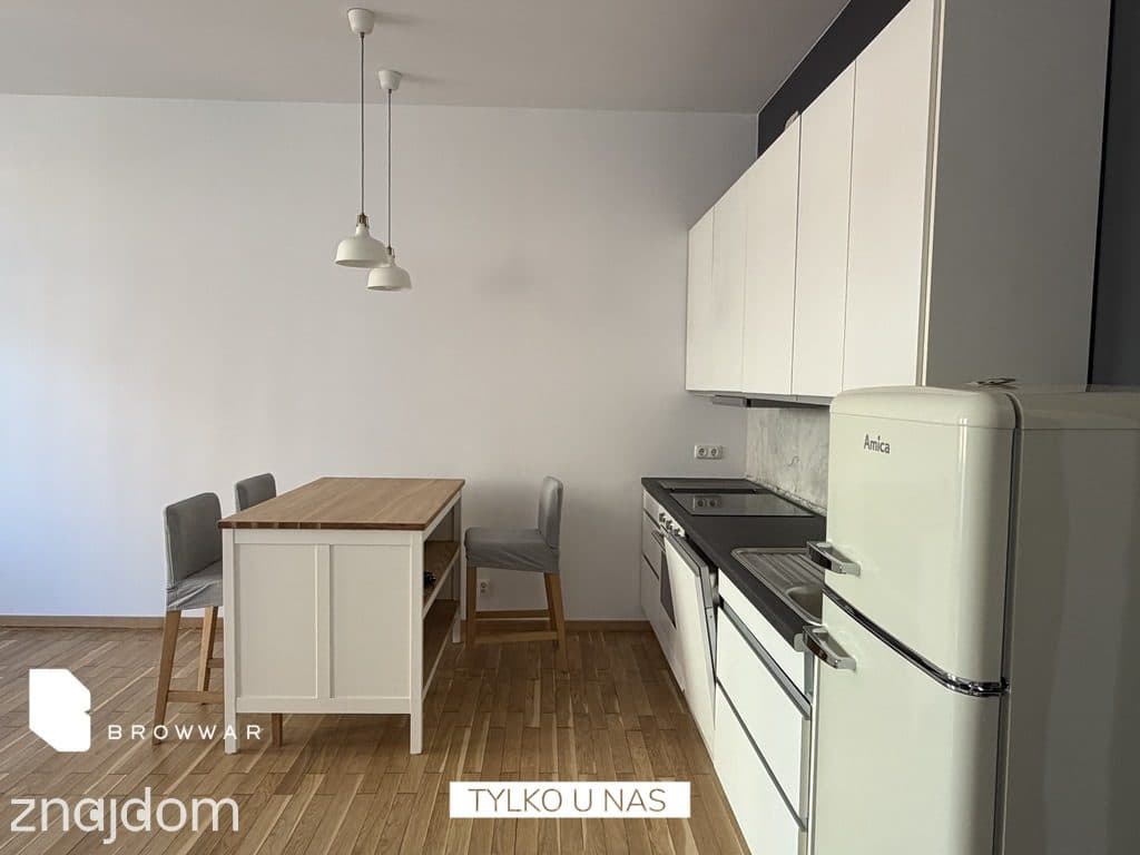 Odnowiona kawalerka przy Arenie | loggia | piwnica - zdjęcie 5