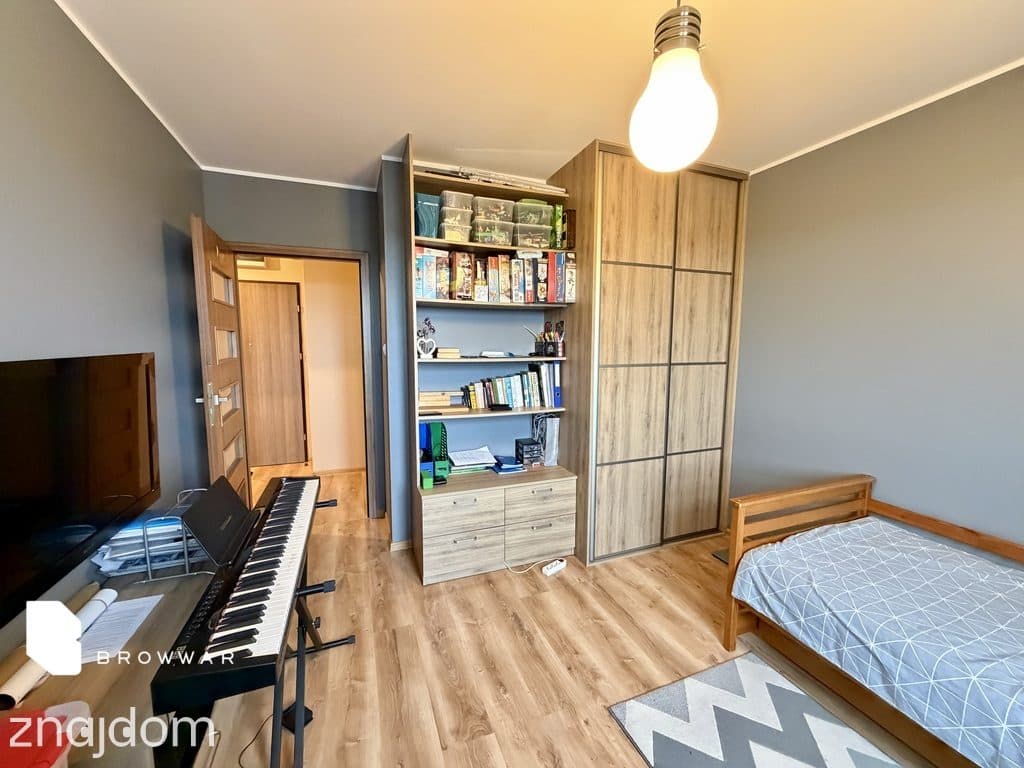 Mieszkanie 63,4m2 z komórką lokatorską i duży balkon zadbane Osiedlu - zdjęcie 9