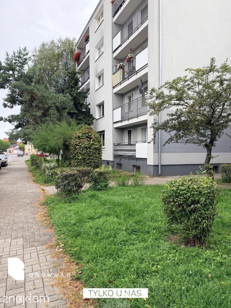 Wygodny układ, balkon i widok na zieleń - zdjęcie 3