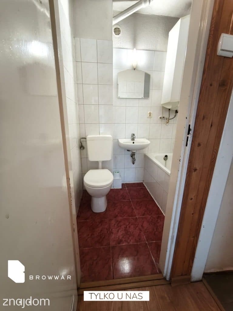 Wygodny układ, balkon i widok na zieleń - zdjęcie 11