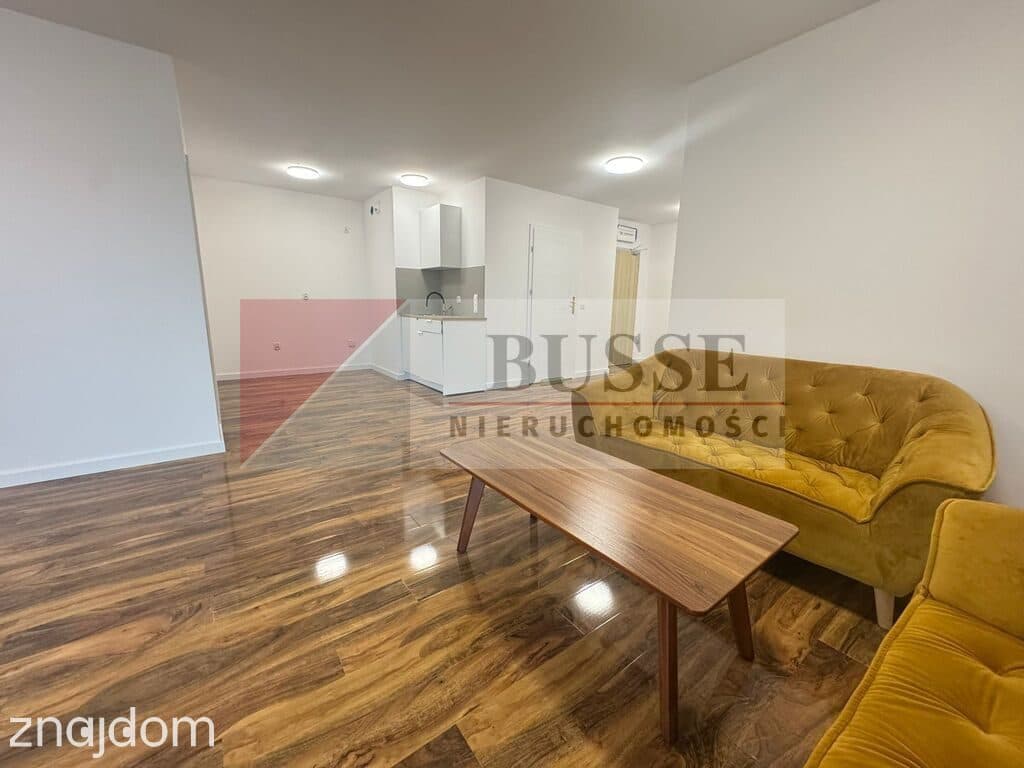 Stylowy lokal w sercu Reda City 3 pokoje 67m2 - zdjęcie 8