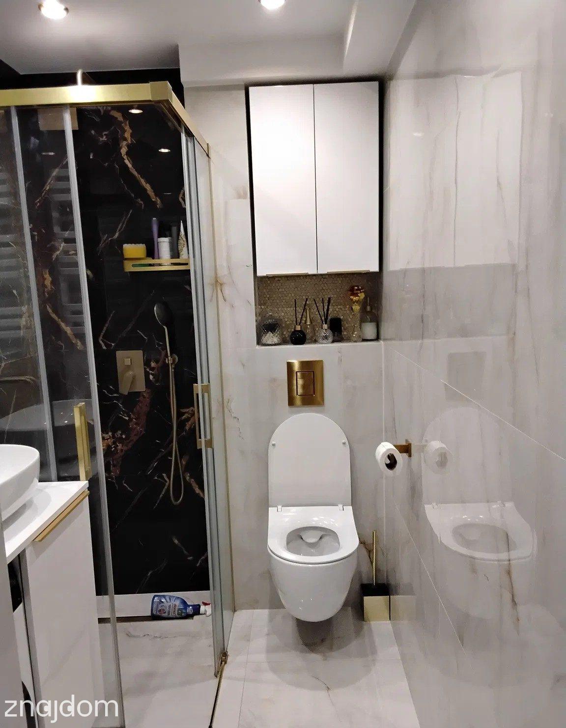 3-pokojowe mieszkanie z balkonem - zdjęcie 3