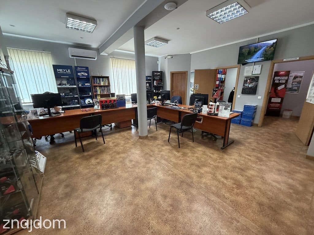 Magazyn z zapleczem biurowo-handlowym - zdjęcie 4