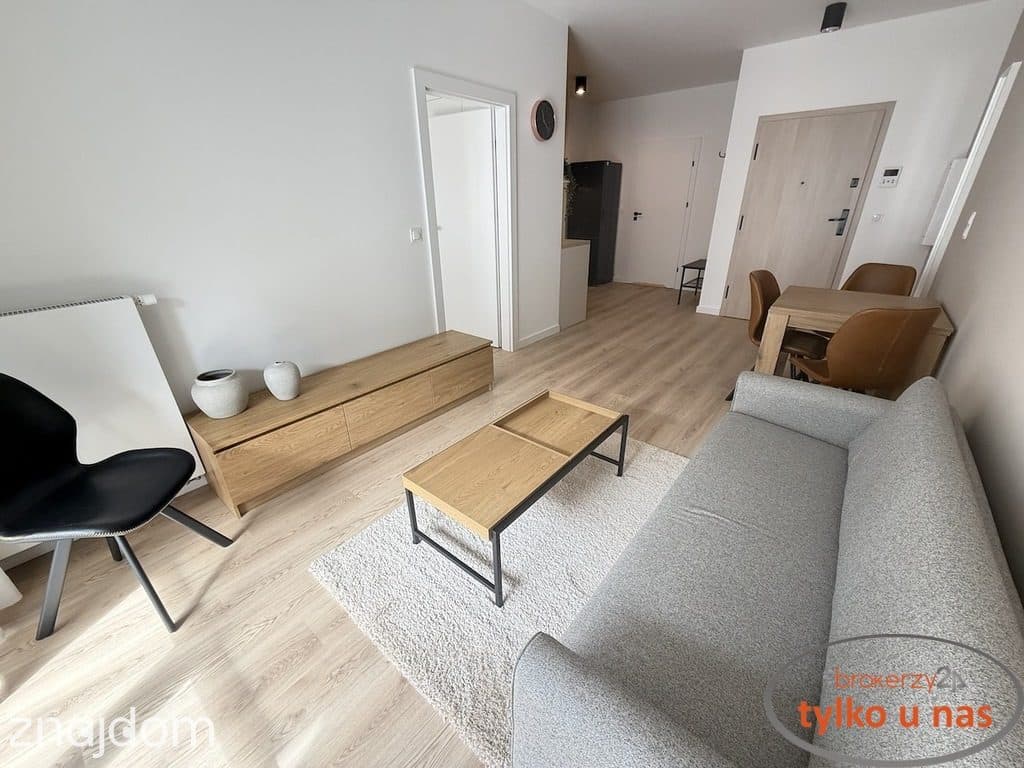 EXTRA NOWIUTKI APARTAMENT - ŁAZARZ KAWALERYJSKA 4 - zdjęcie 6