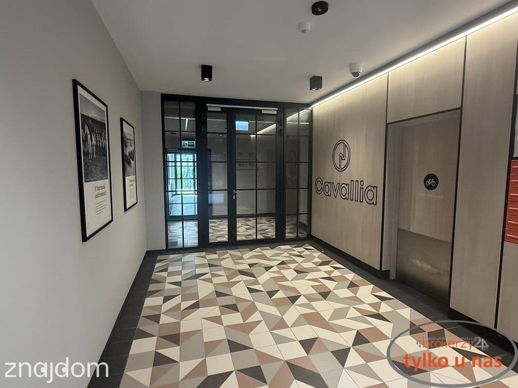 EXTRA NOWIUTKI APARTAMENT - ŁAZARZ KAWALERYJSKA 4 - zdjęcie 16