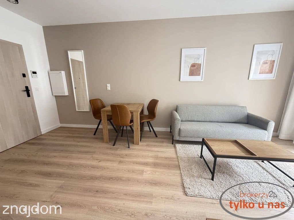 EXTRA NOWIUTKI APARTAMENT - ŁAZARZ KAWALERYJSKA 4 - zdjęcie 3