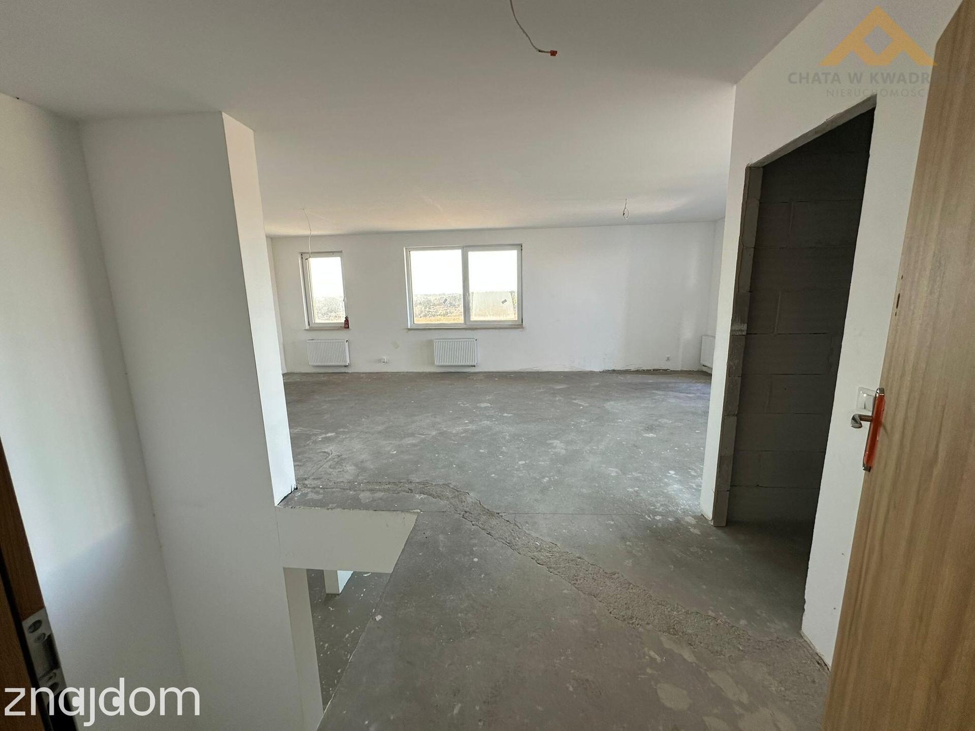 Dwupoziomowe 95 m² + taras 130 m² . Garaż . Możliwość 2 mieszkań . Barczewo ul. Magnacka - zdjęcie 4