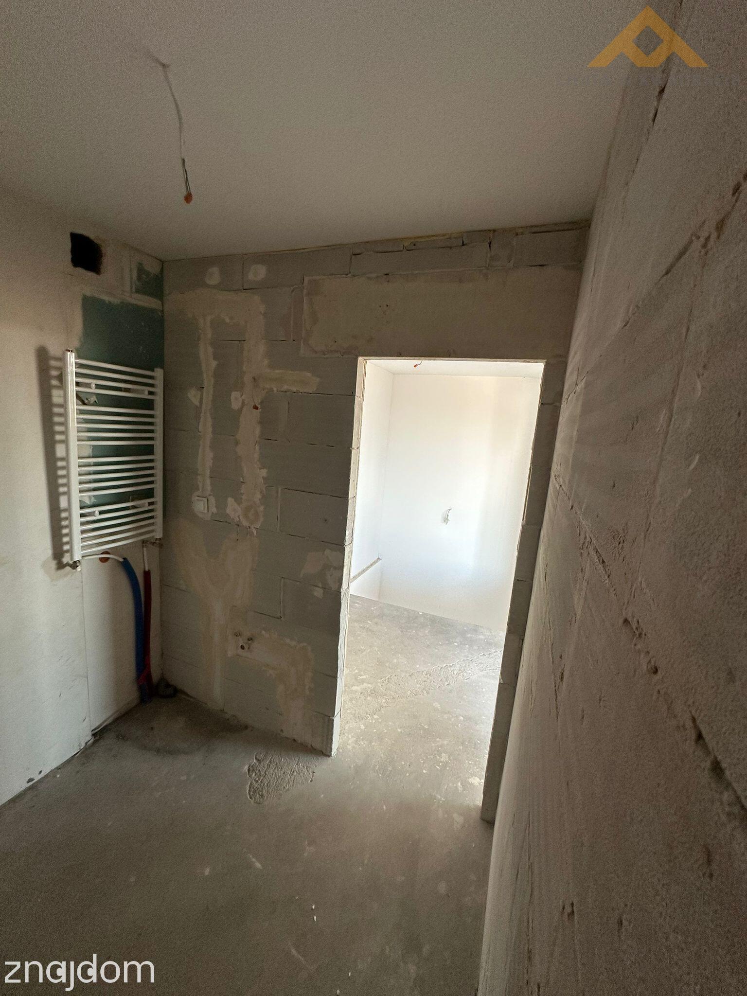 Dwupoziomowe 95 m² + taras 130 m² . Garaż . Możliwość 2 mieszkań . Barczewo ul. Magnacka - zdjęcie 6
