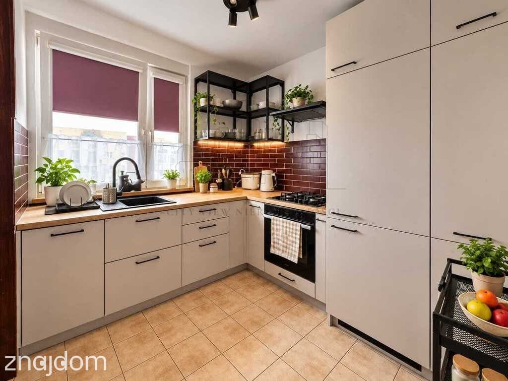 79m2/mieszkanie/4 pokoje/do wprowadzenia/balkon/3 piętro