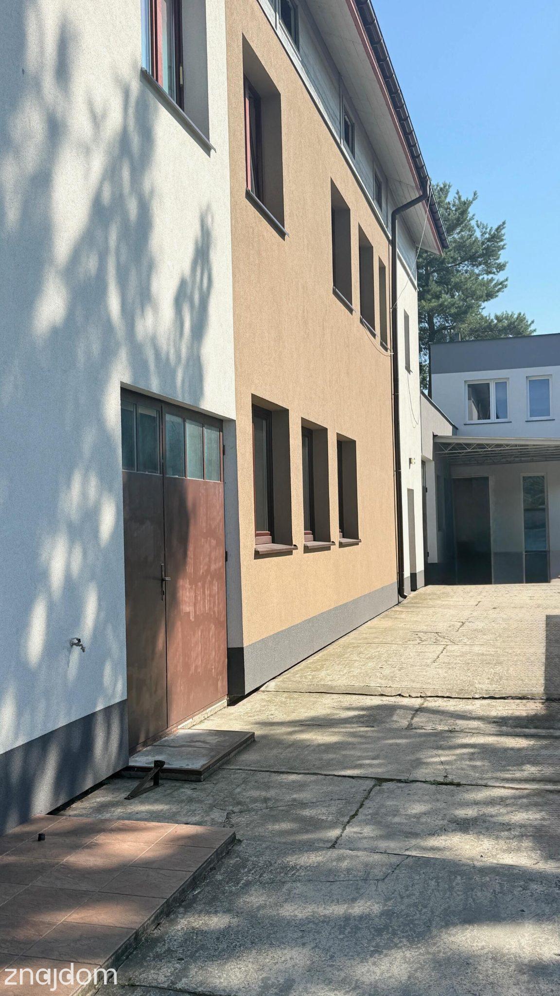 Budynek Mieszkalno Usługowy - zdjęcie 2