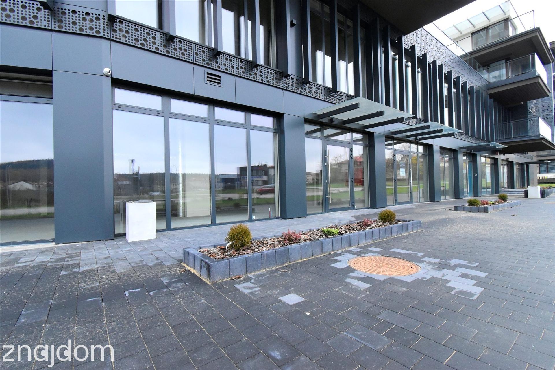 LOKAL NA WYNAJEM W NOWYM APARTAMENTOWCU - zdjęcie 2