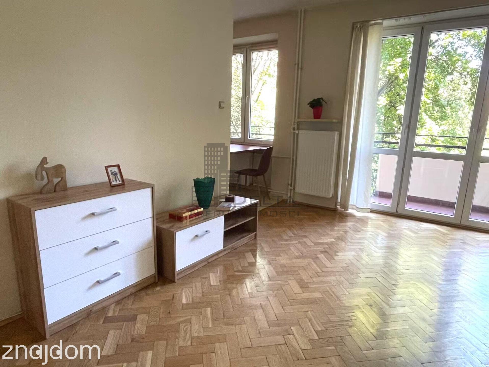 Bardzo cicha kawalerka z balkonem - zdjęcie 10