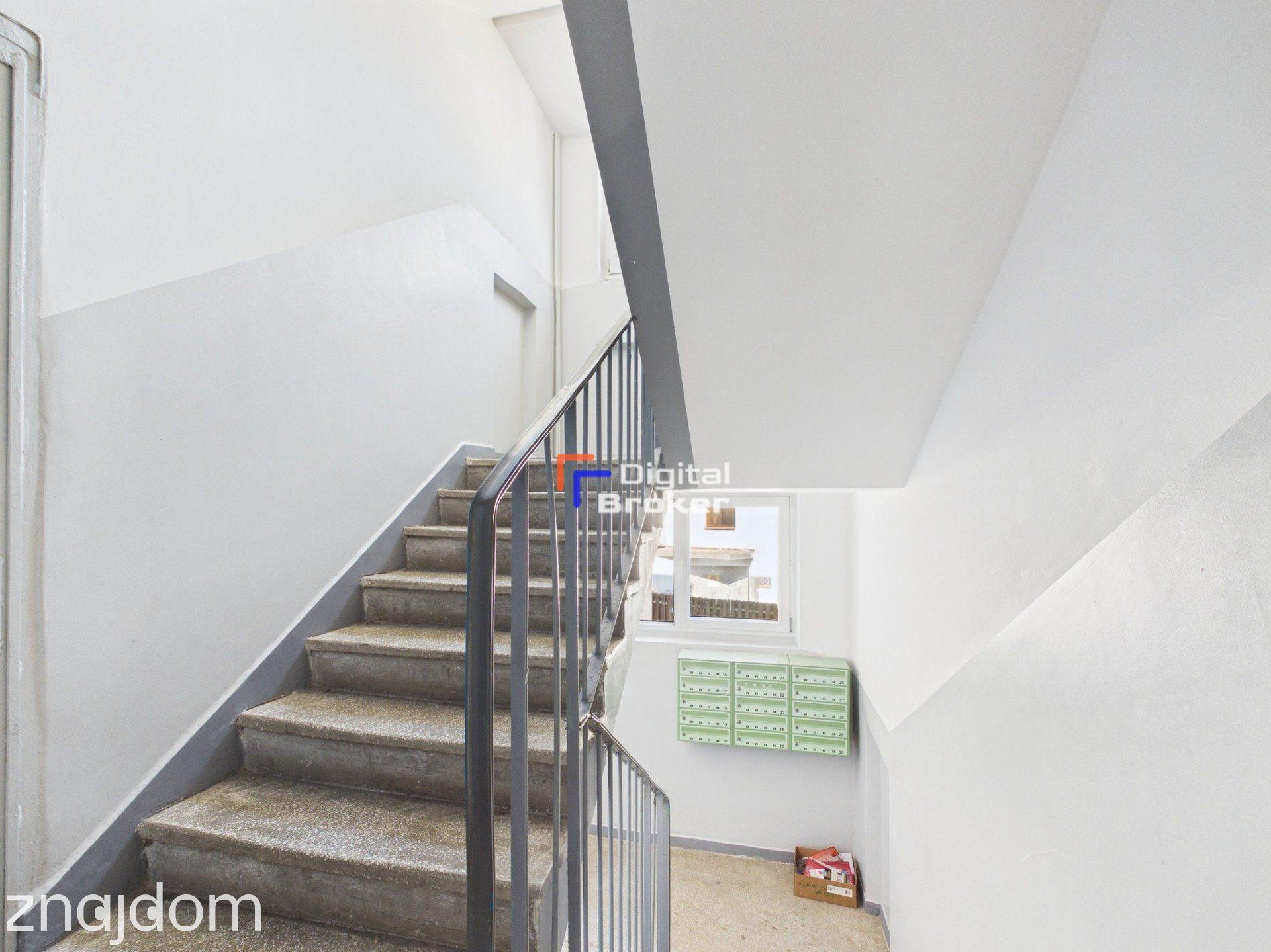 2 pokoje / 42,4 m² / Retkinia / Rozkładowe / 1 piętro / Balkon - zdjęcie 12