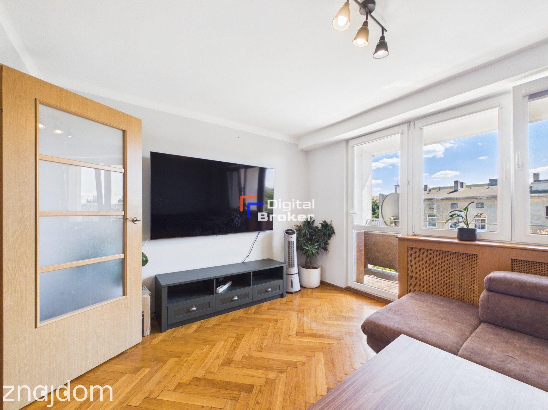 2 duże pokoje | 51,5 m² | Ostatnie piętro | Duży balkon | Łęczycka 22B - zdjęcie 2