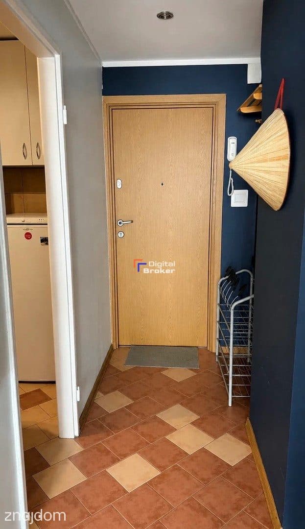39 m 2 pokoje w ścisłym centrum - zdjęcie 9