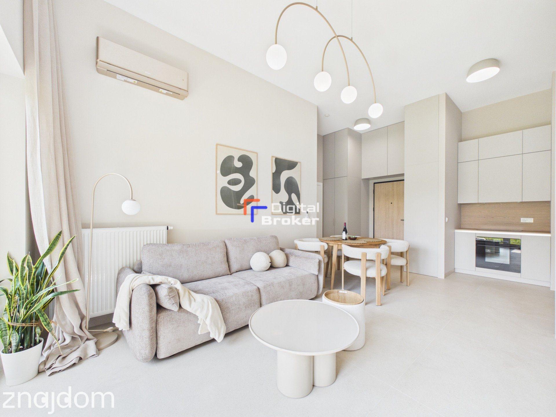 Luksusowy apartament , 100 m ogród, garaż, klimatyzacja na Ul Orzechowej