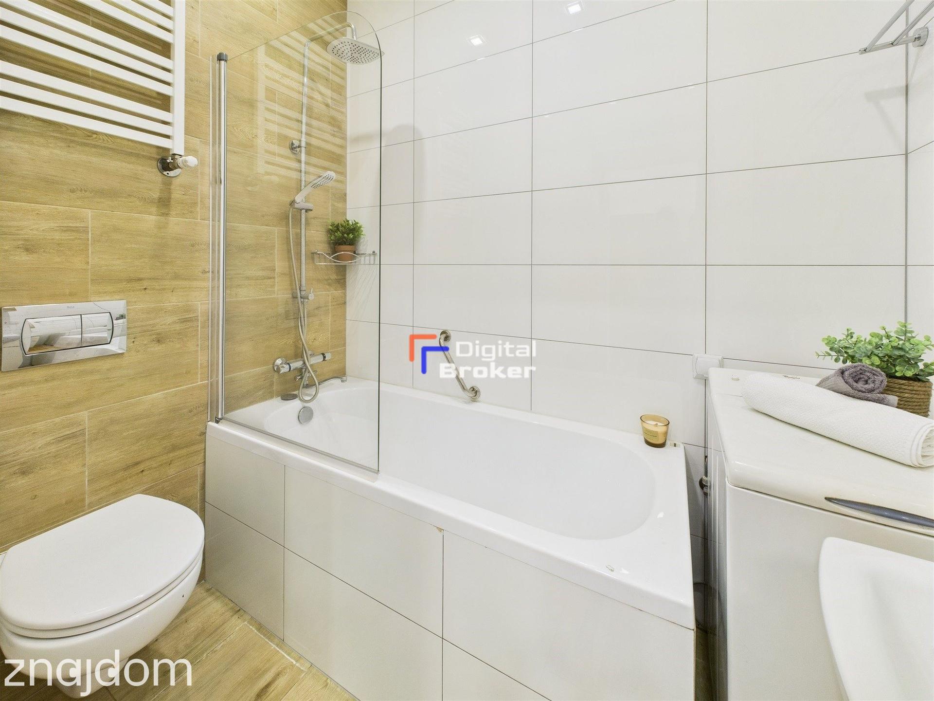 2 Balkony*1 Piętro*M.postojowe*5 Pokoi*Centrum - zdjęcie 4