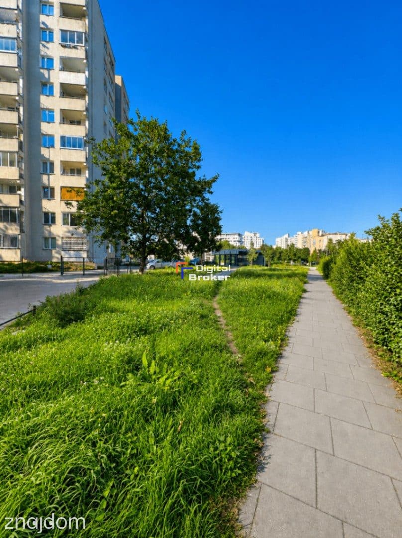 Rzadko spotykana oferta! 3 pokoje z ogrodem przy metrze - zdjęcie 3
