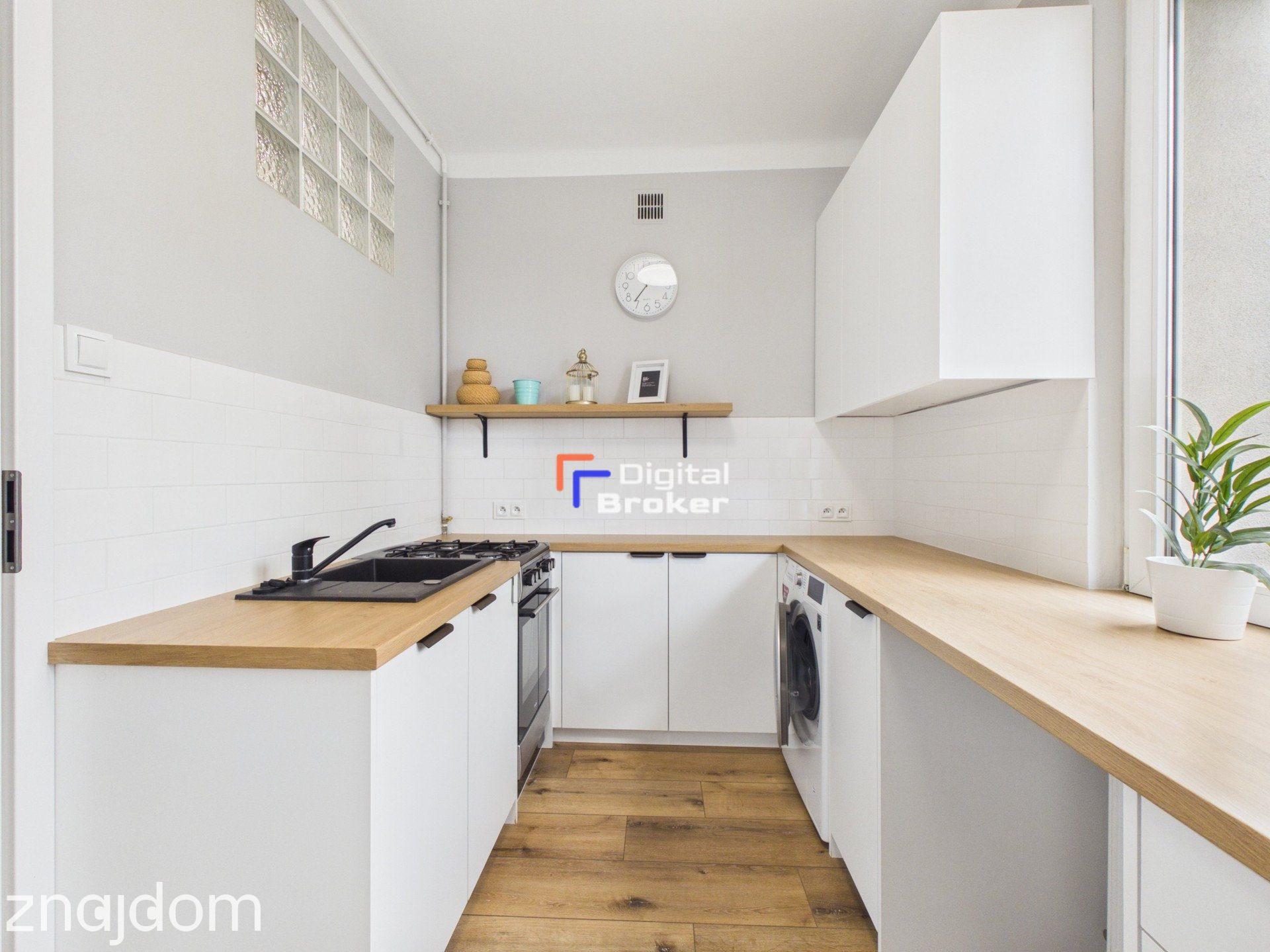 Po remoncie/Balkon/700 m do Metra/Wysoki sufit 70 cm - zdjęcie 6