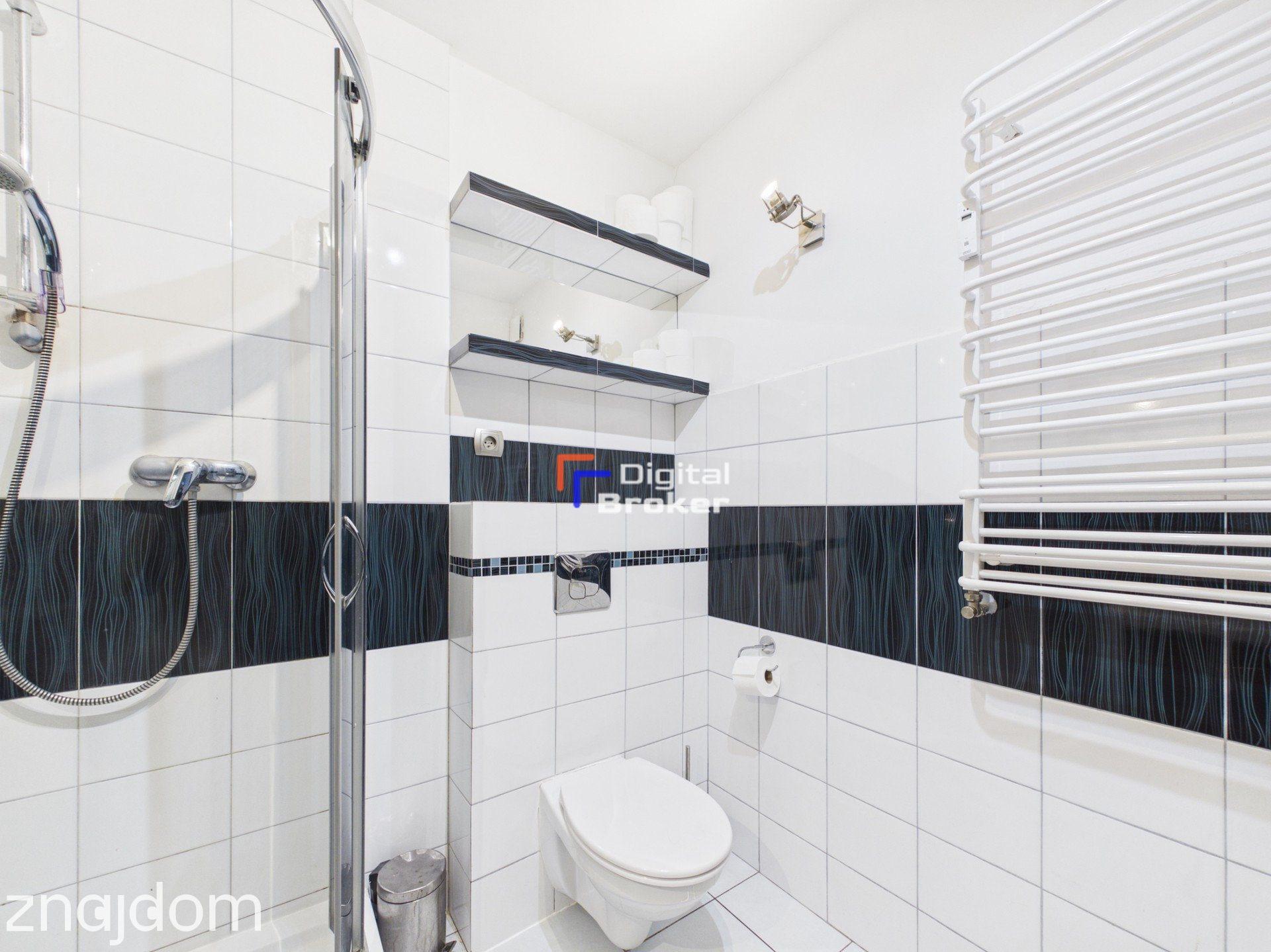 Apartament z dużym balkonem / zamykane osiedle / całodobowa ochrona - zdjęcie 10