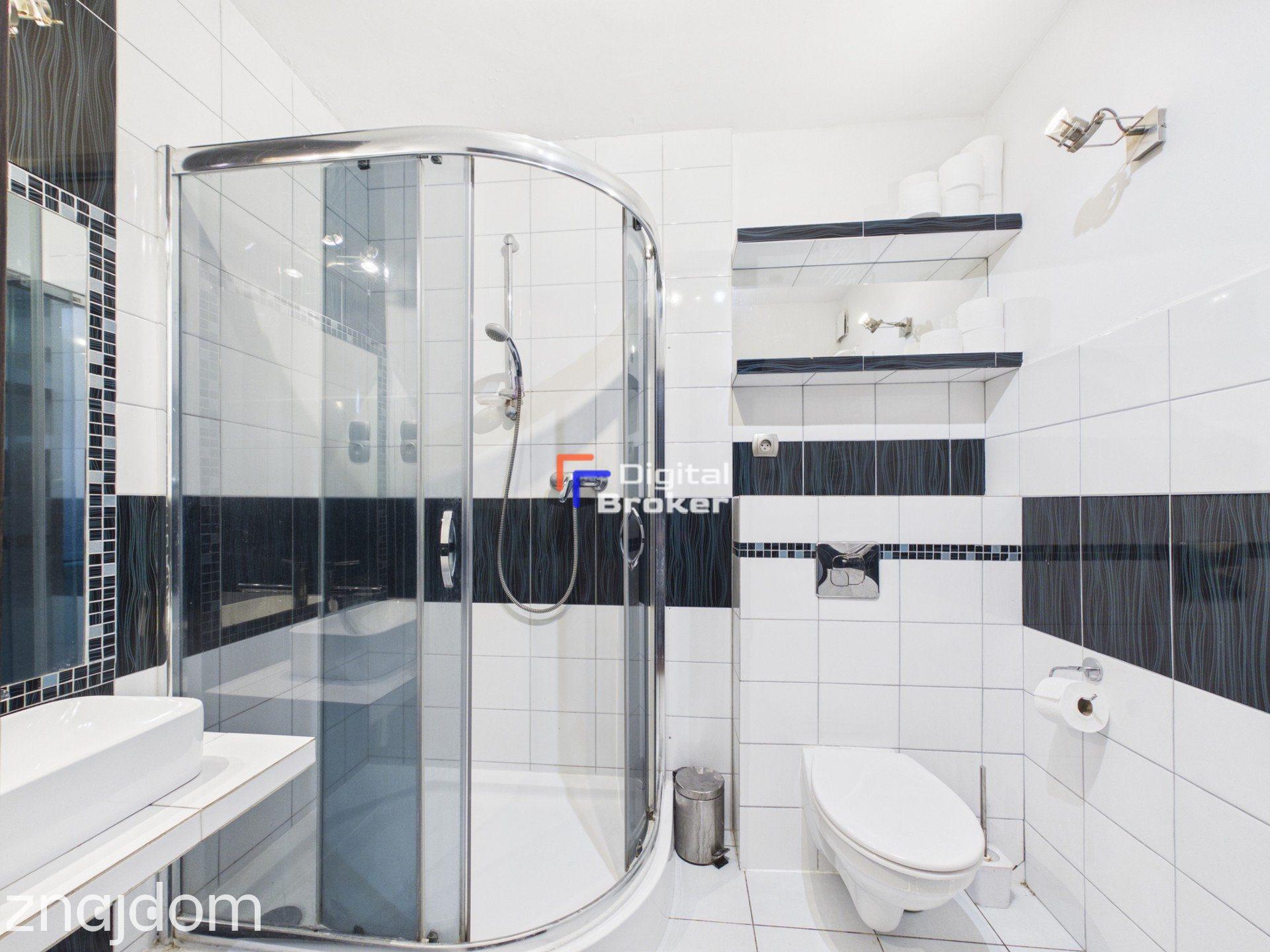 Apartament z dużym balkonem / zamykane osiedle / całodobowa ochrona - zdjęcie 11