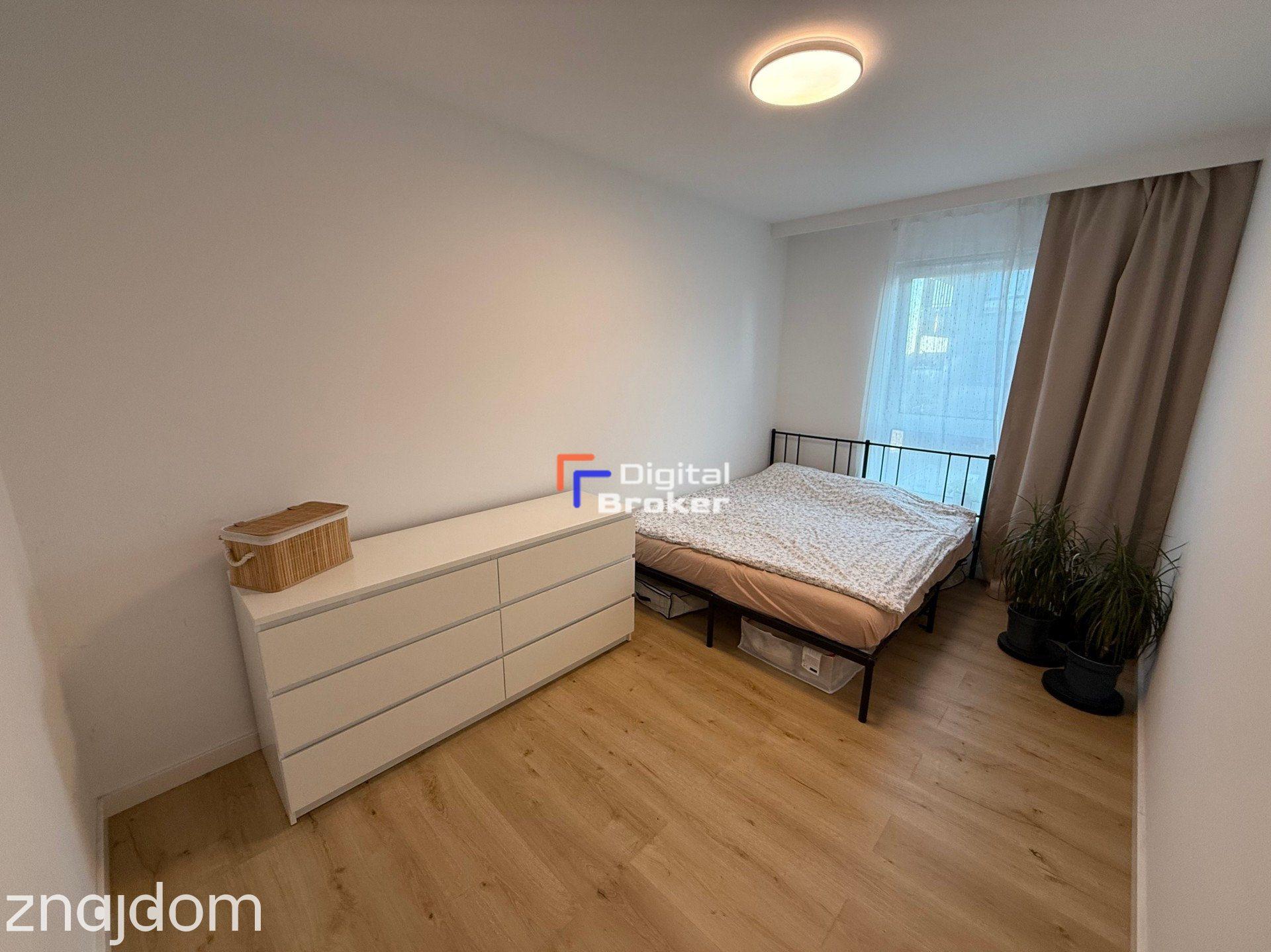 gotowe do wprowadzenia, 4 pokoje, oddzielny garaż - zdjęcie 12