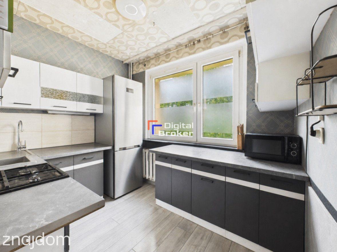60m2 | 3 pokoje | 2 piętro z windą | blok po termo - zdjęcie 2