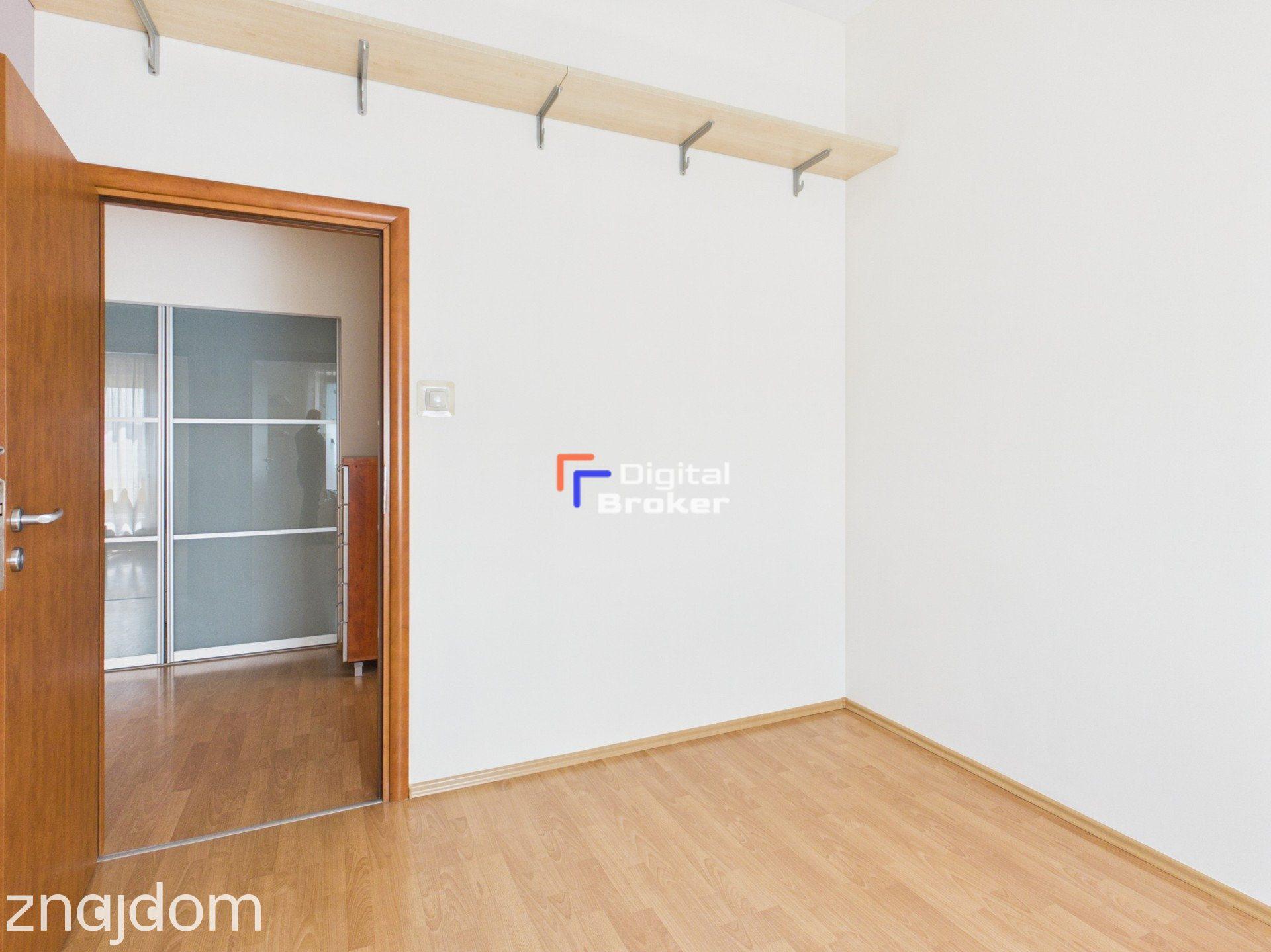 3 pokoje - 100m2 - taras 70m2 - zdjęcie 11