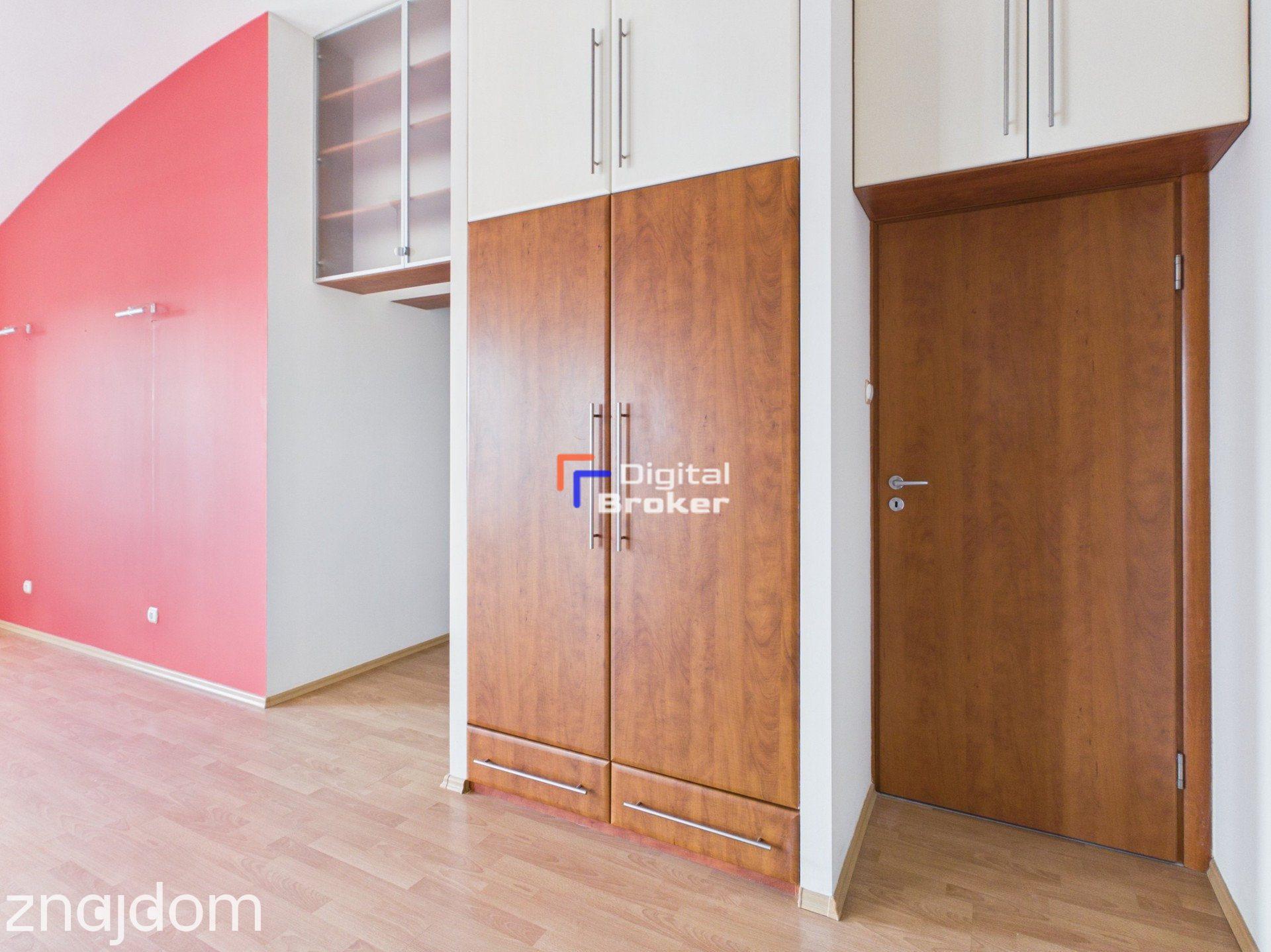 3 pokoje - 100m2 - taras 70m2 - zdjęcie 18
