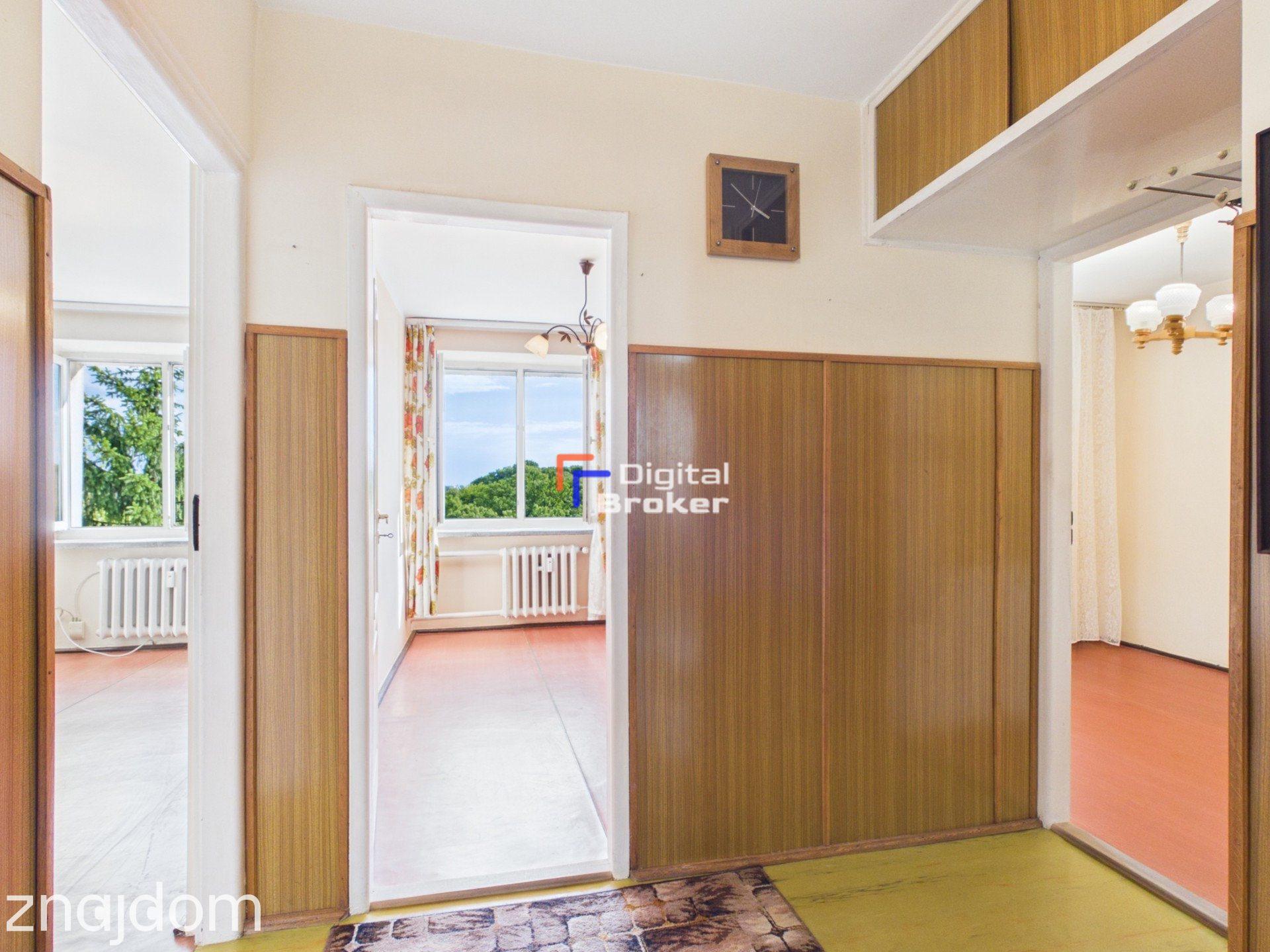 4 pokoje | balkon | do remontu | widok na Zamek - zdjęcie 4