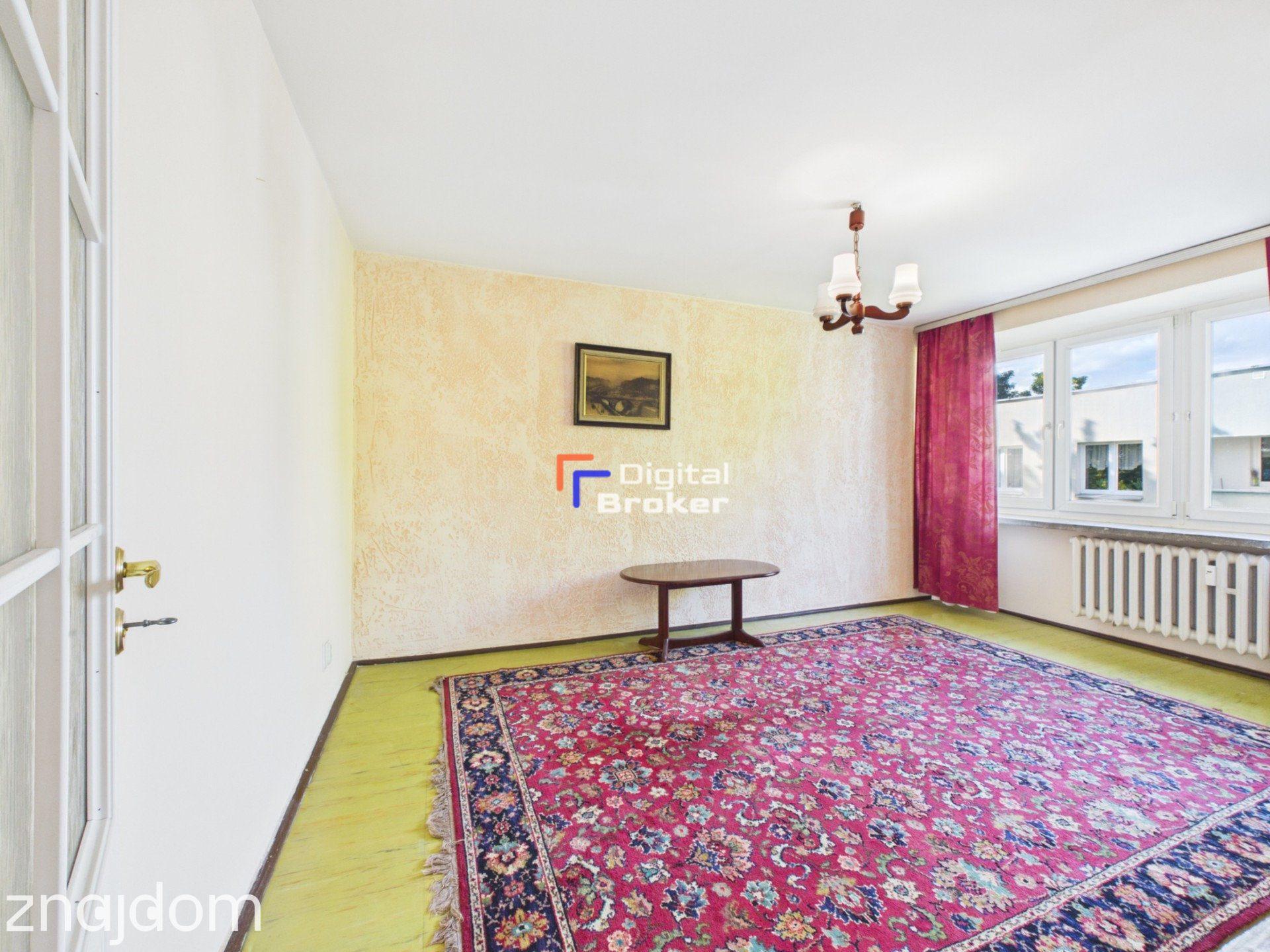 4 pokoje | balkon | do remontu | widok na Zamek - zdjęcie 9
