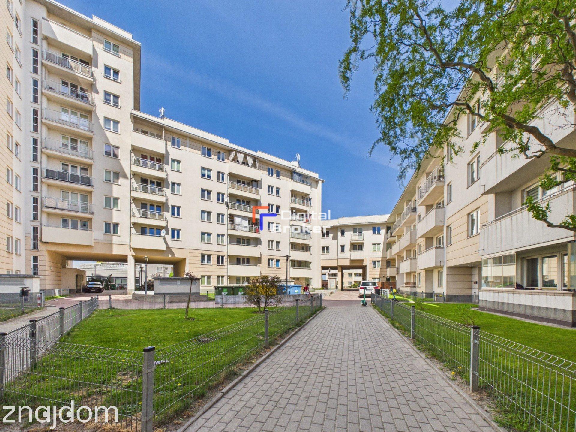 Po remoncie / Przestronne / Balkon na Jeziorko Gocławskie - zdjęcie 16