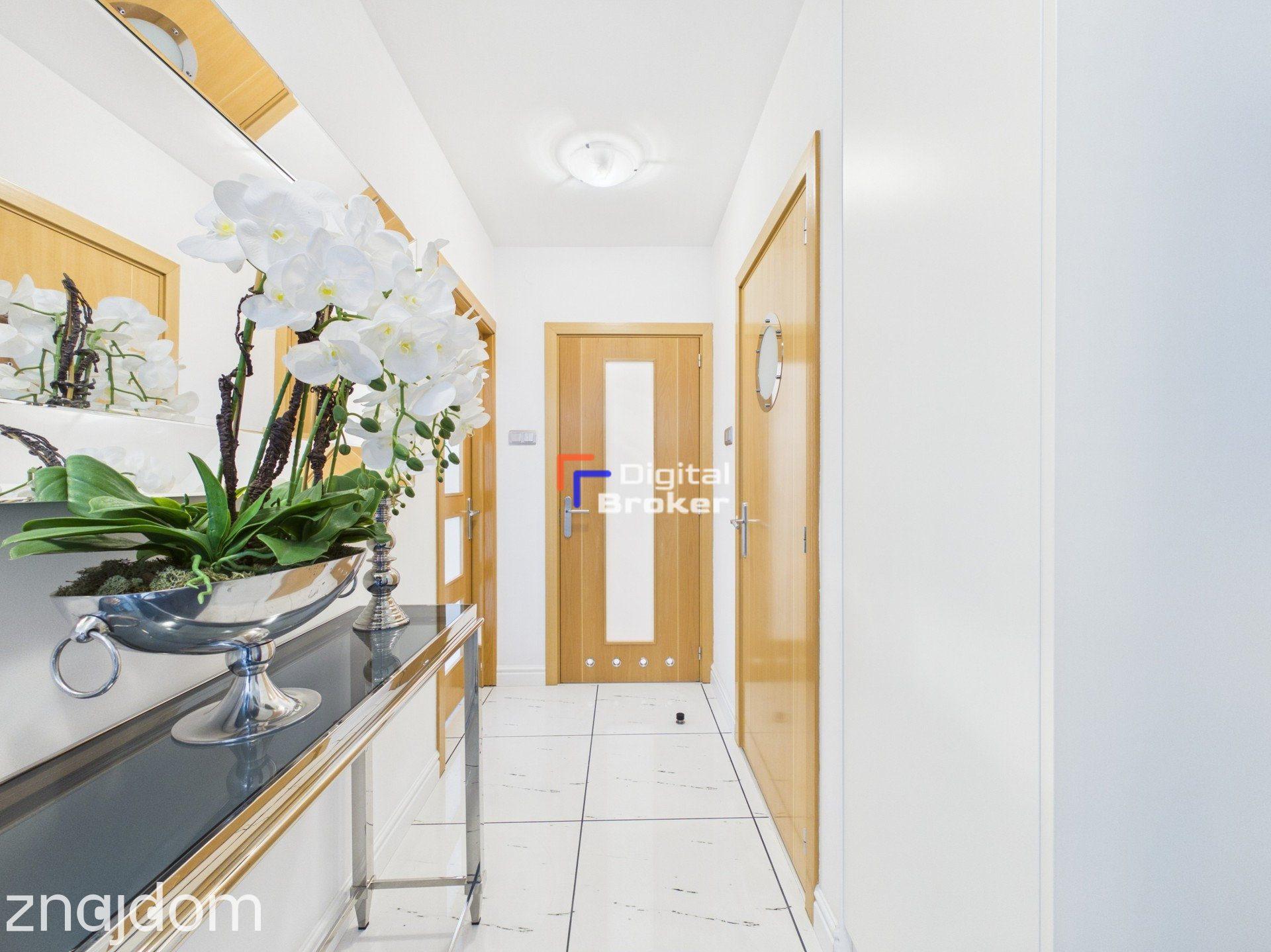 Po remoncie / Przestronne / Balkon na Jeziorko Gocławskie - zdjęcie 9