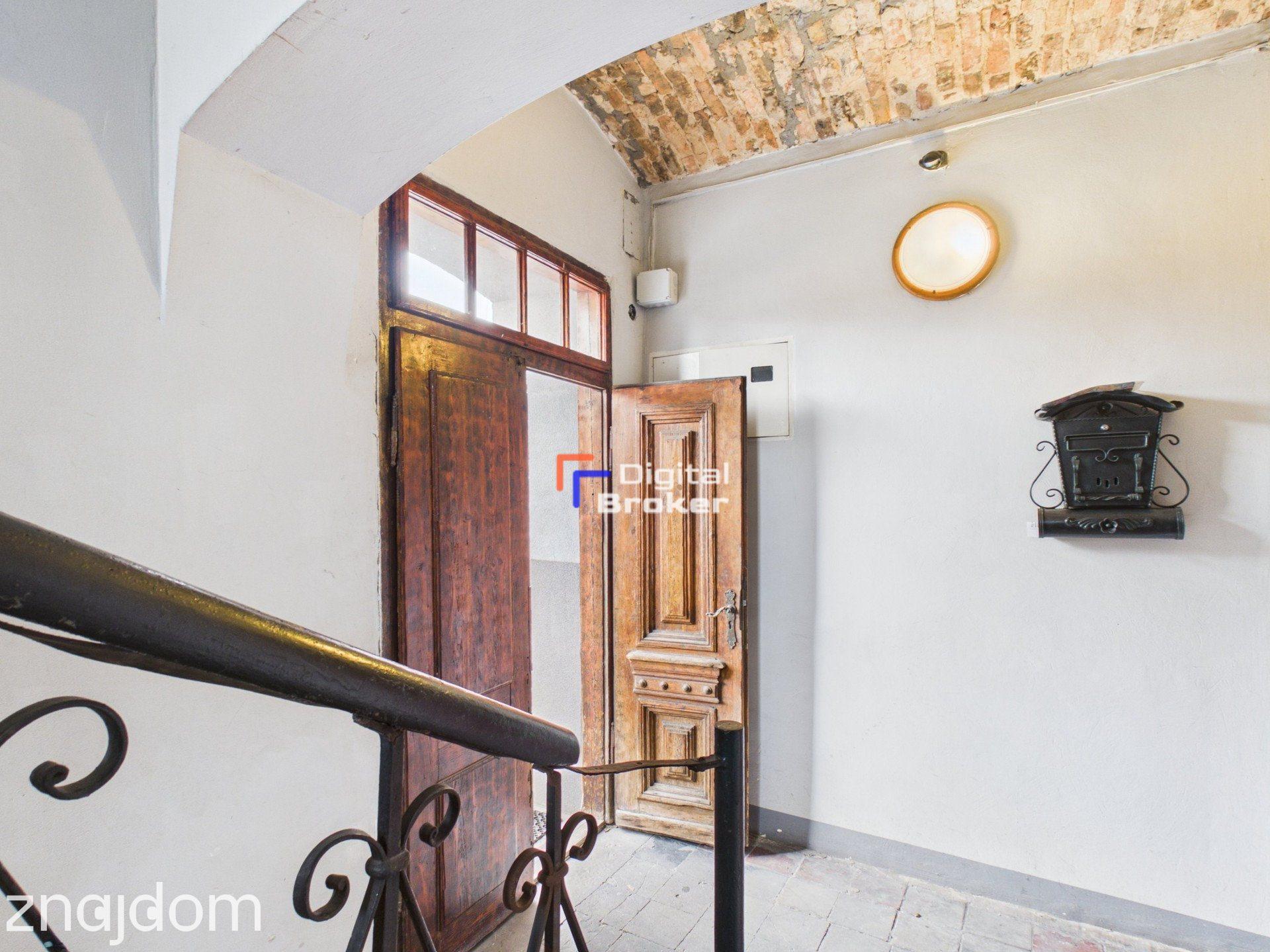 Kamienica: Trzy Apartamenty z Ogrodem- d.p. 30tys/mc - zdjęcie 6