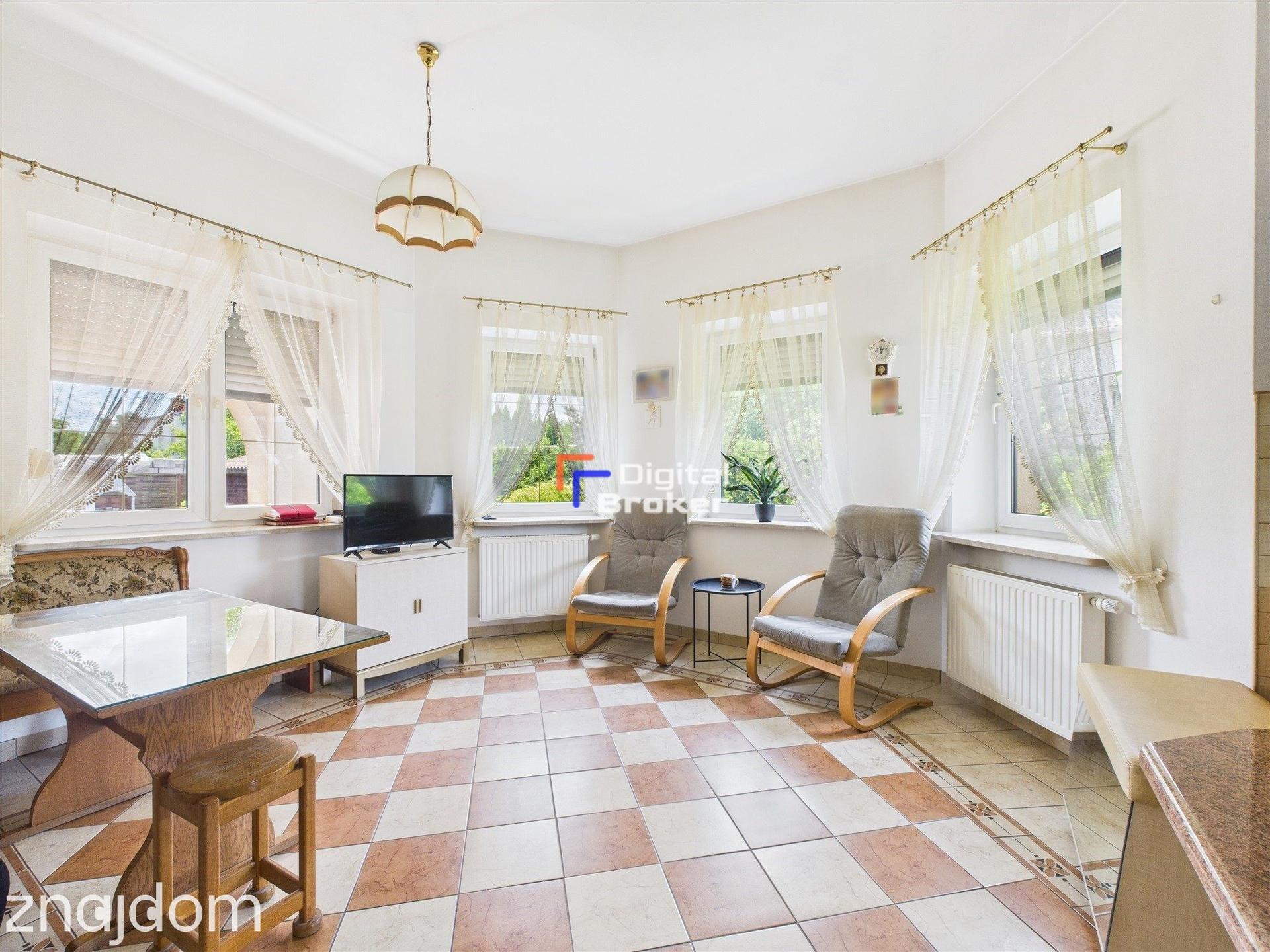 | Dom 280 m² | Willowa okolica | Duży ogród | Metro Bródno | - zdjęcie 13