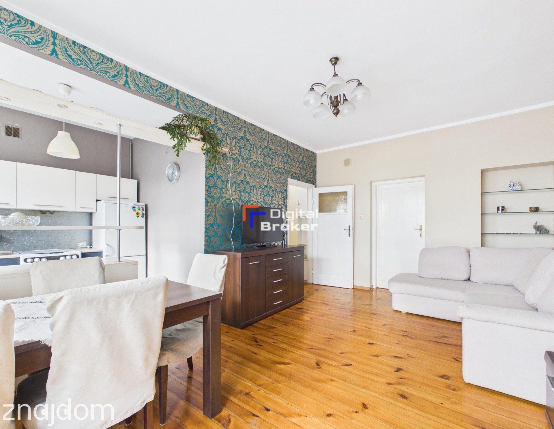 2 Pokoje / Dwustronne / Balkon / Obok Park im. Legionów - zdjęcie 3