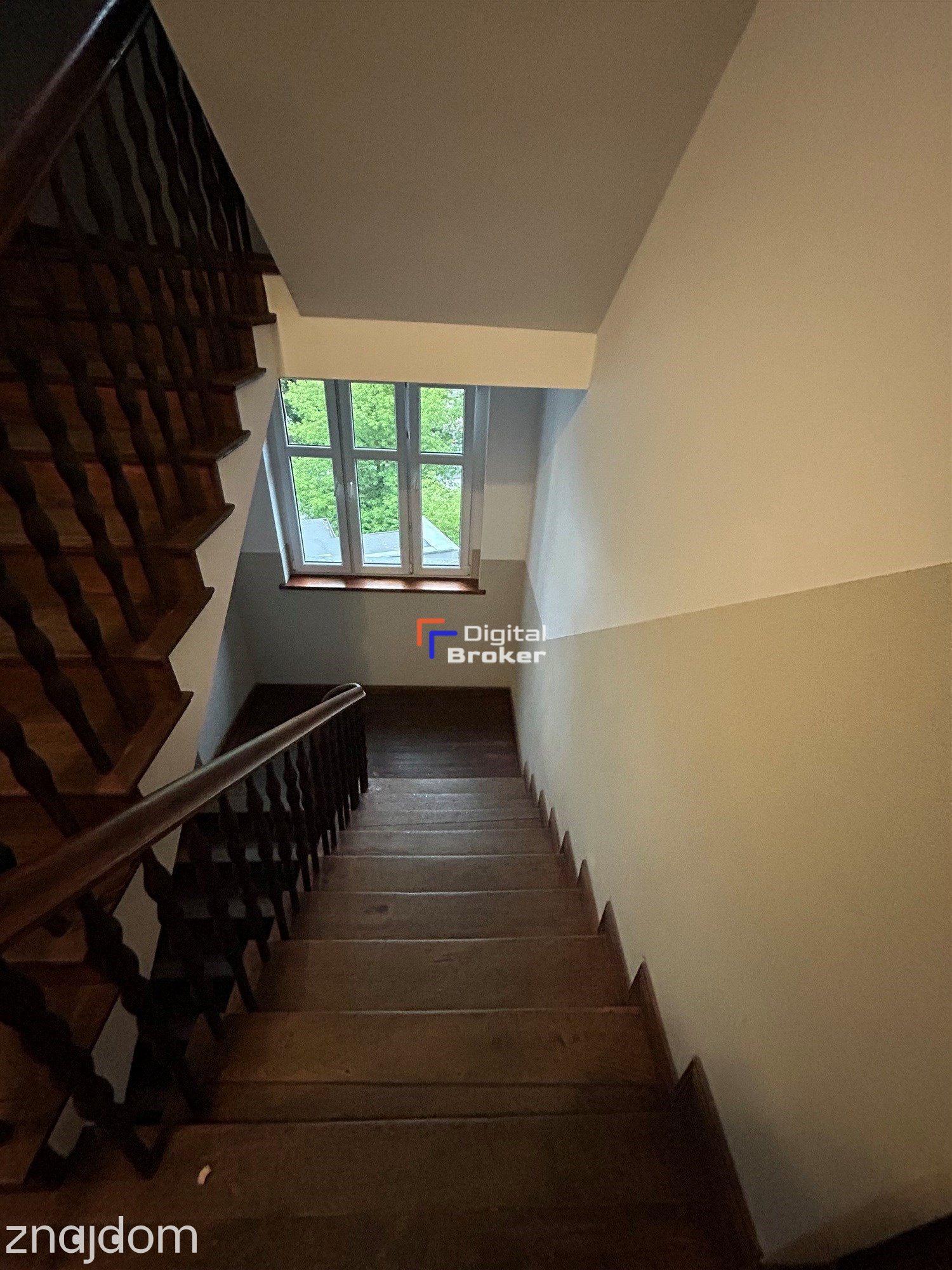 Duże pokoje | Kamienica | Balkon | Biuro - zdjęcie 2