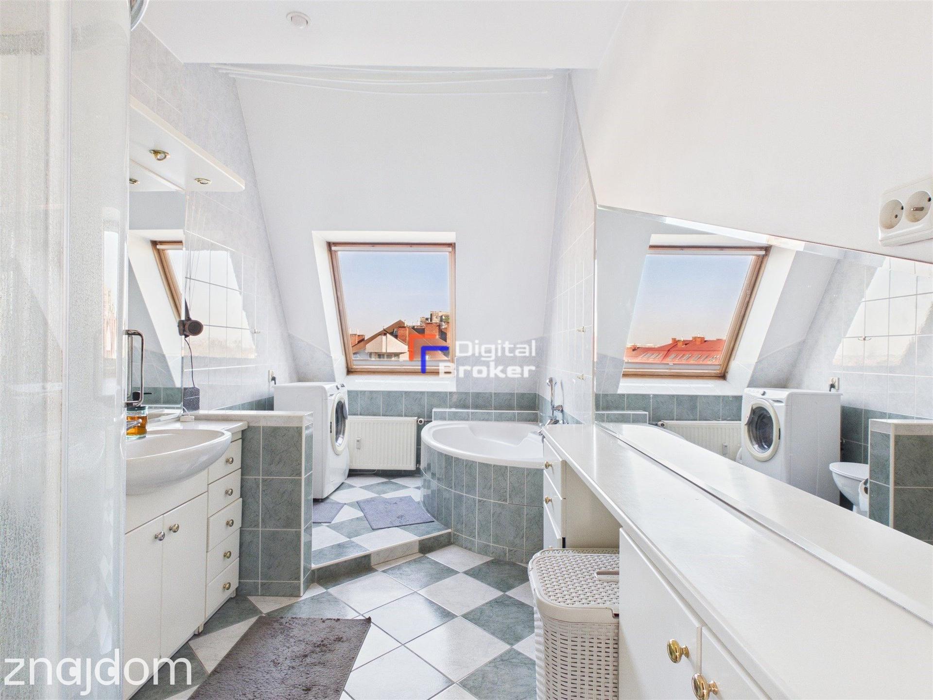Dwupoziomowe 101 m²| 4 pokoje | Balkon | Jutrzenki - zdjęcie 10