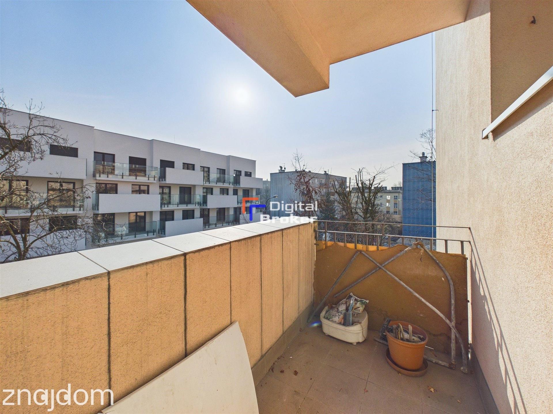 Brynów | 3 niezależne pokoje | Po remoncie|Balkon - zdjęcie 13