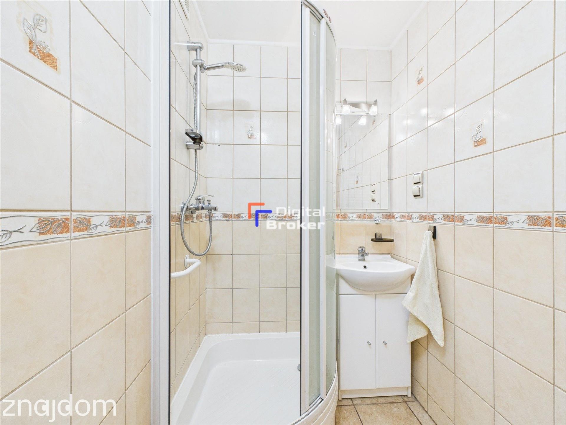 3 pokoje | 64,5 m² | balkon | Czuby | Garderoba - zdjęcie 11