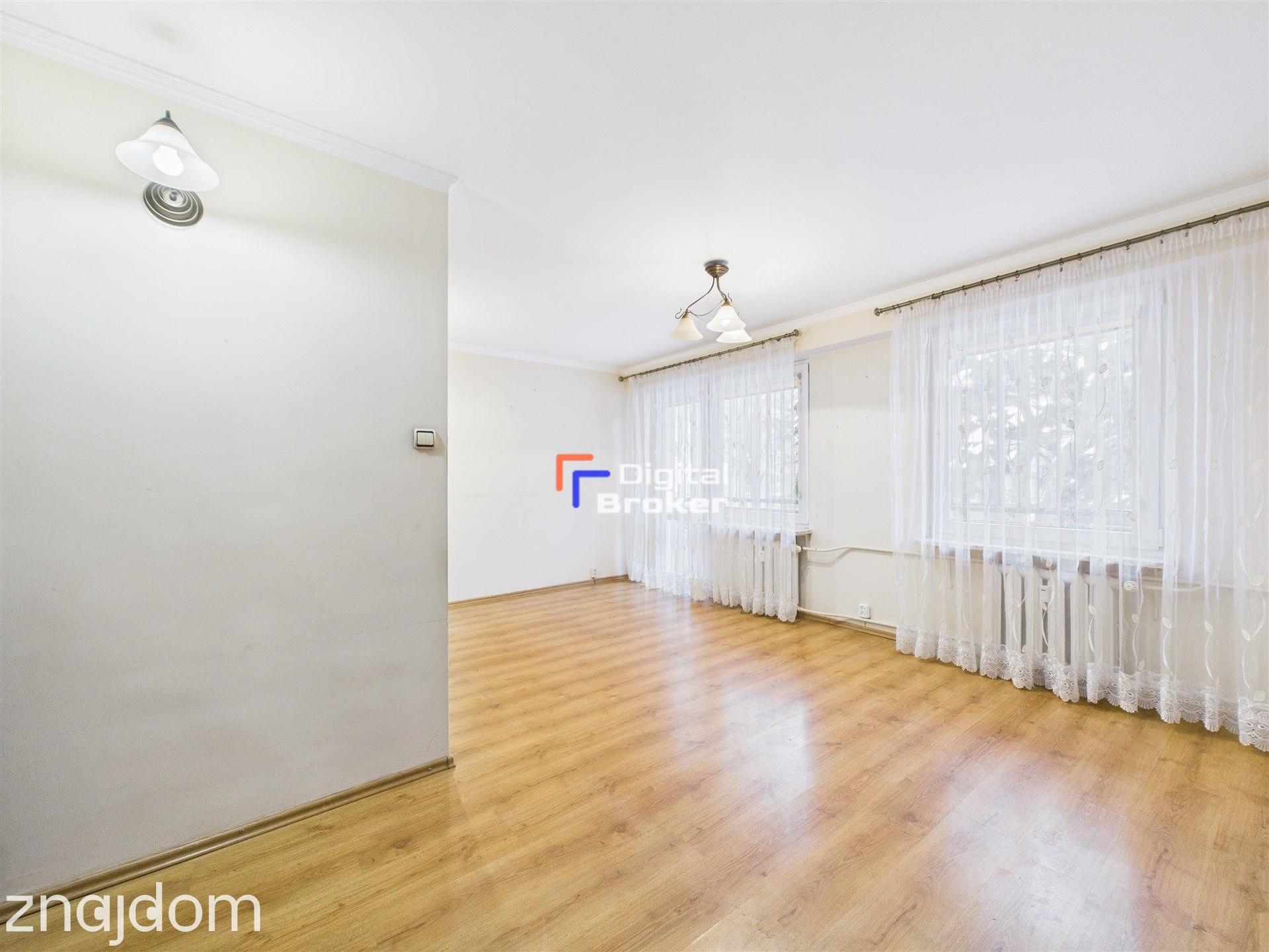 3 pokoje | 64,5 m² | balkon | Czuby | Garderoba - zdjęcie 3