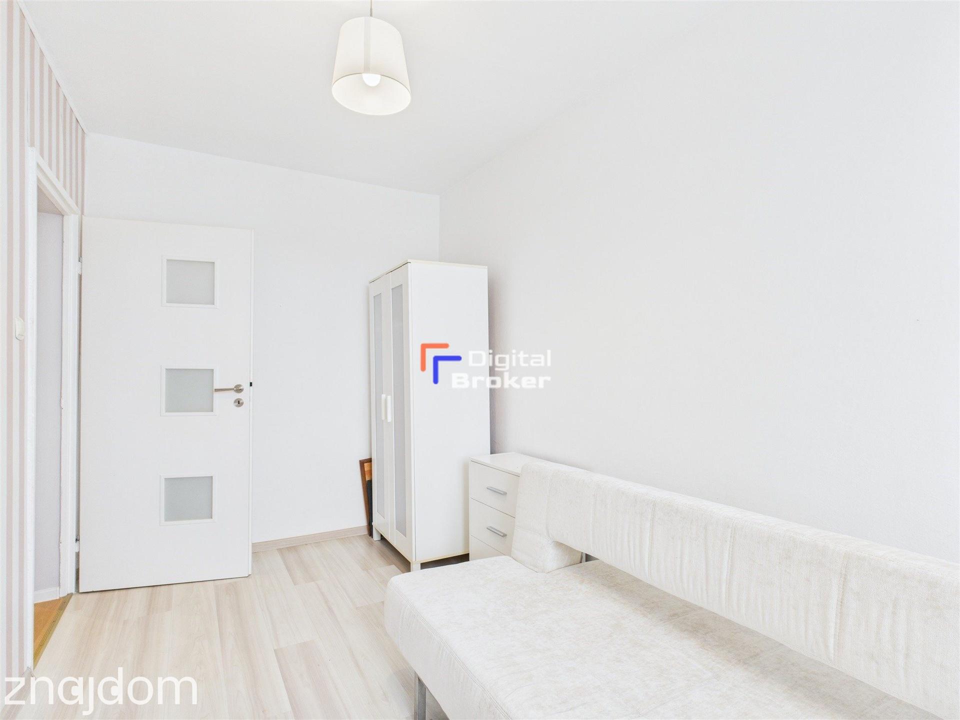 69,98 m² | 4 pokoje | Do zamieszkania | Balkon - zdjęcie 12