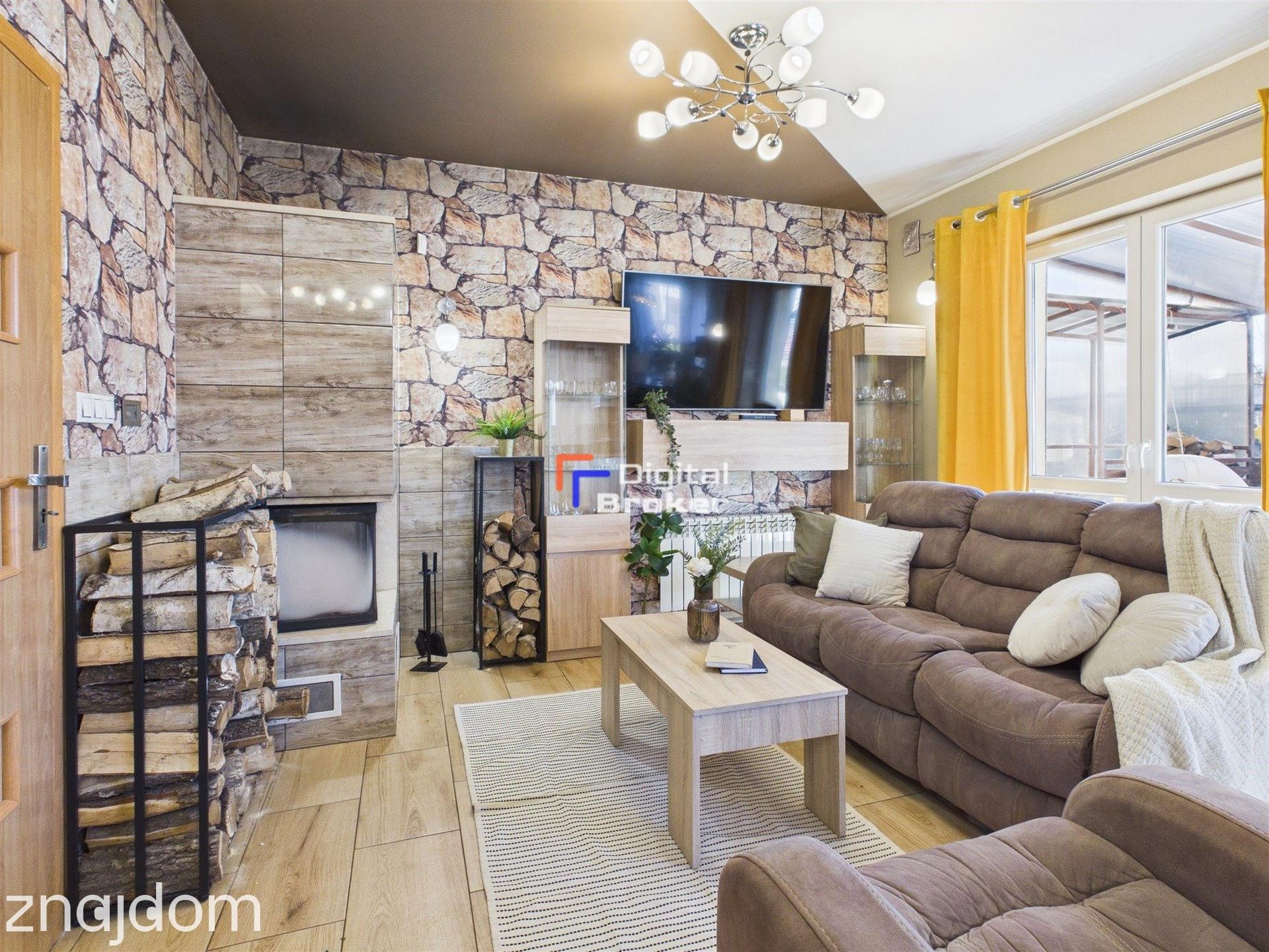 Rodzinny Dom 156 m2 plus 66m2 p. użytkowej/ogród 550 m2 - zdjęcie 3