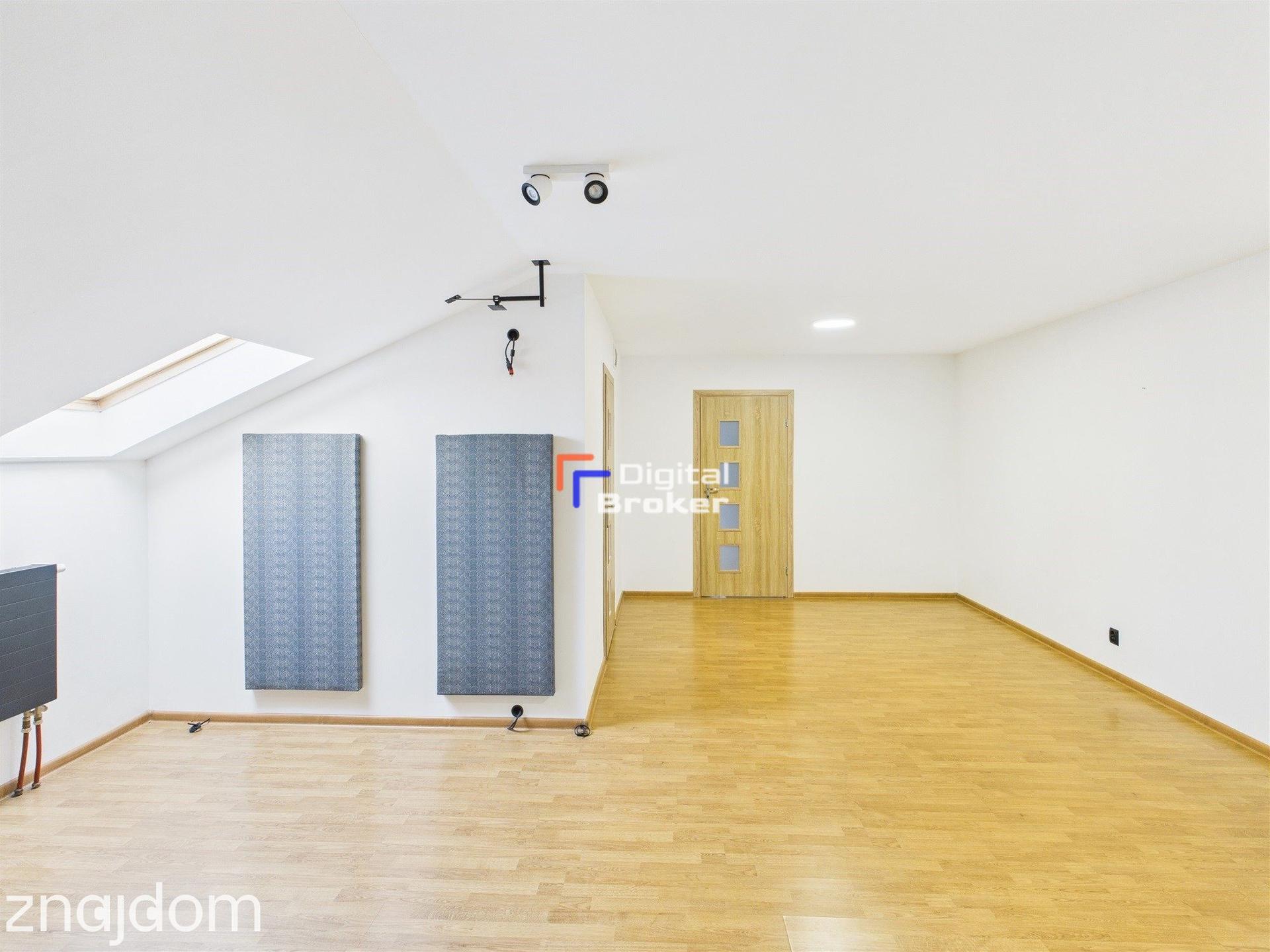 Dwupoziomowe - Balkon - Piwnica - Parking - zdjęcie 11