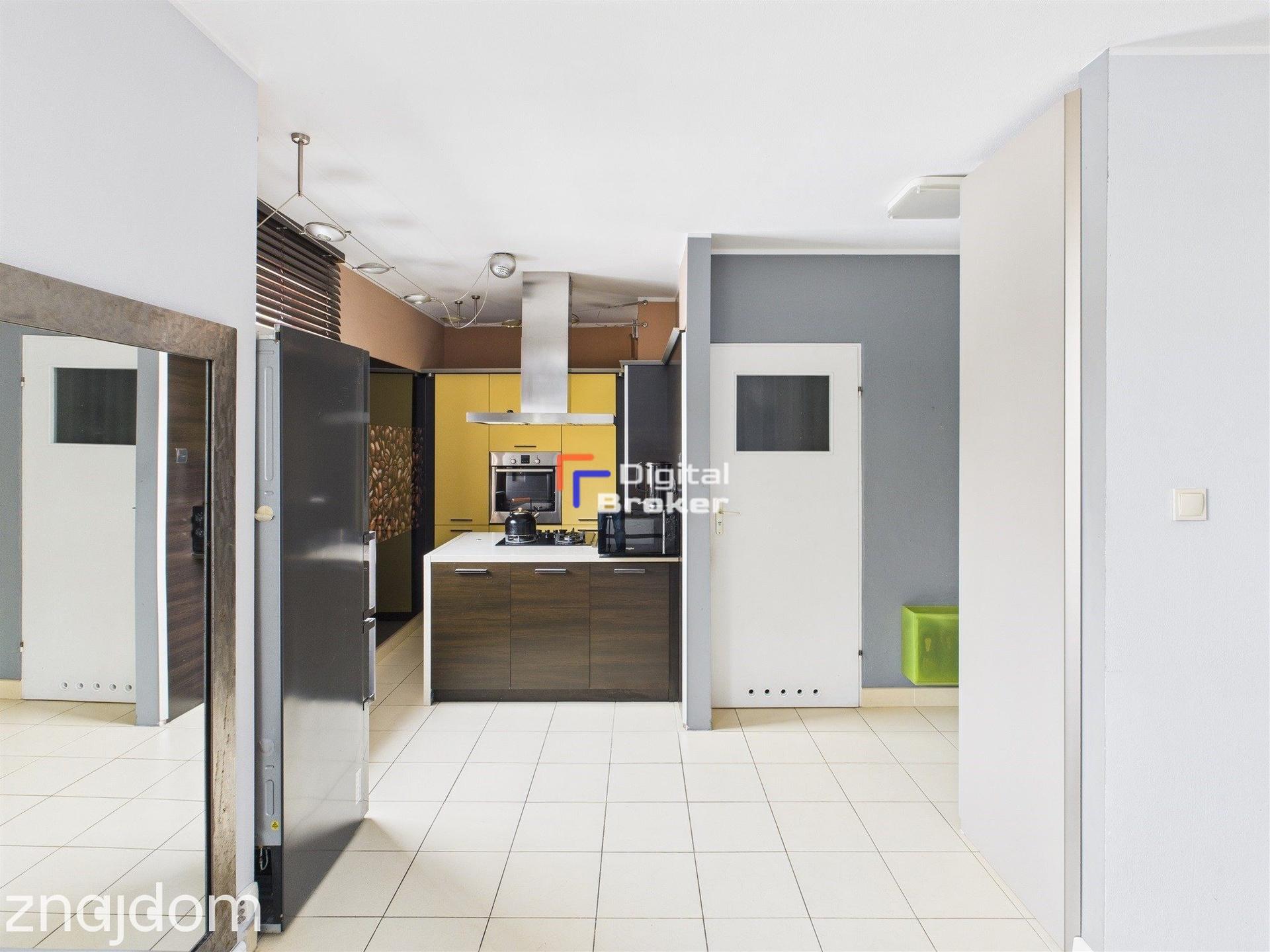 Dwupoziomowe - Balkon - Piwnica - Parking - zdjęcie 7