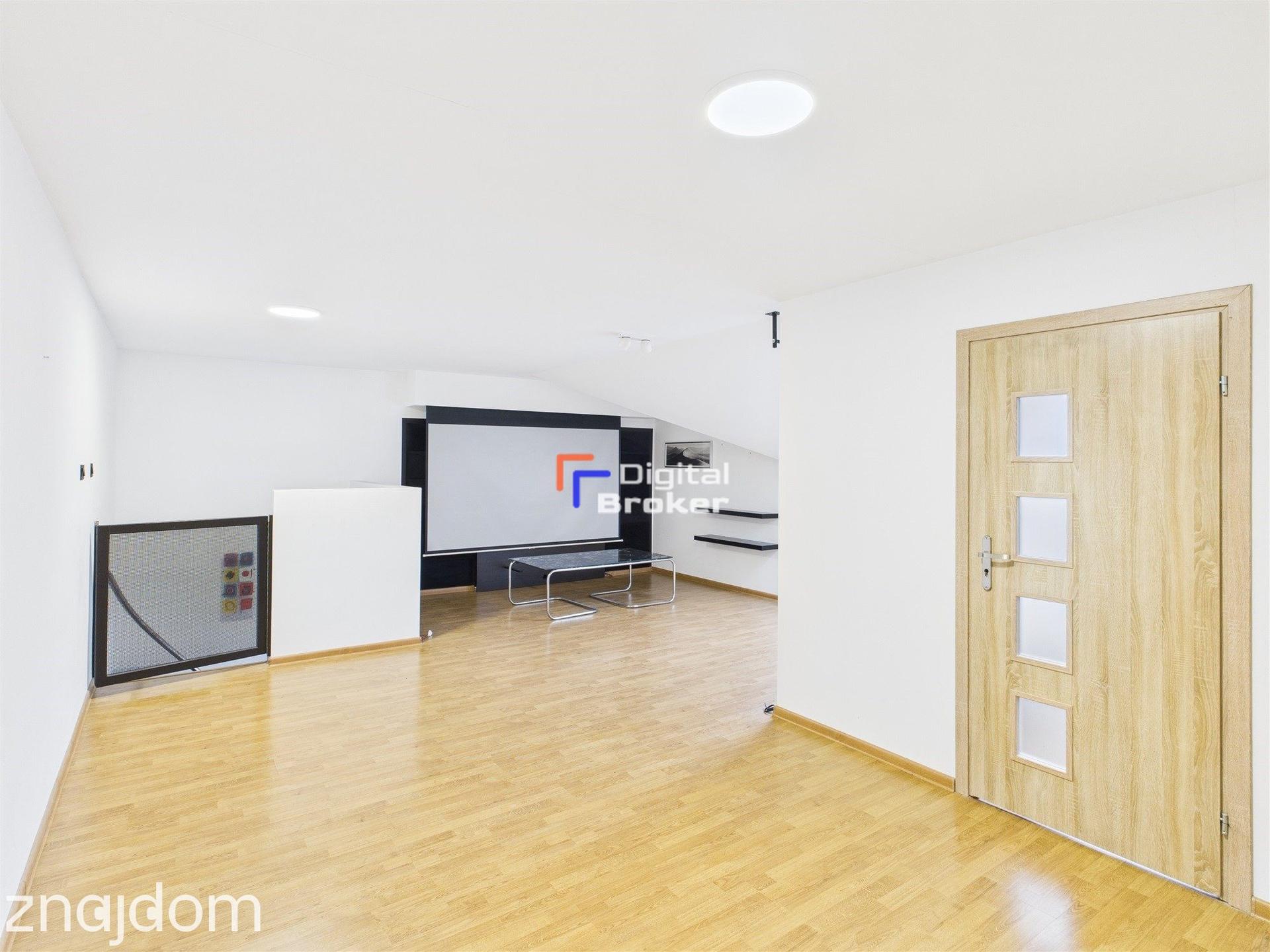Dwupoziomowe - Balkon - Piwnica - Parking - zdjęcie 9
