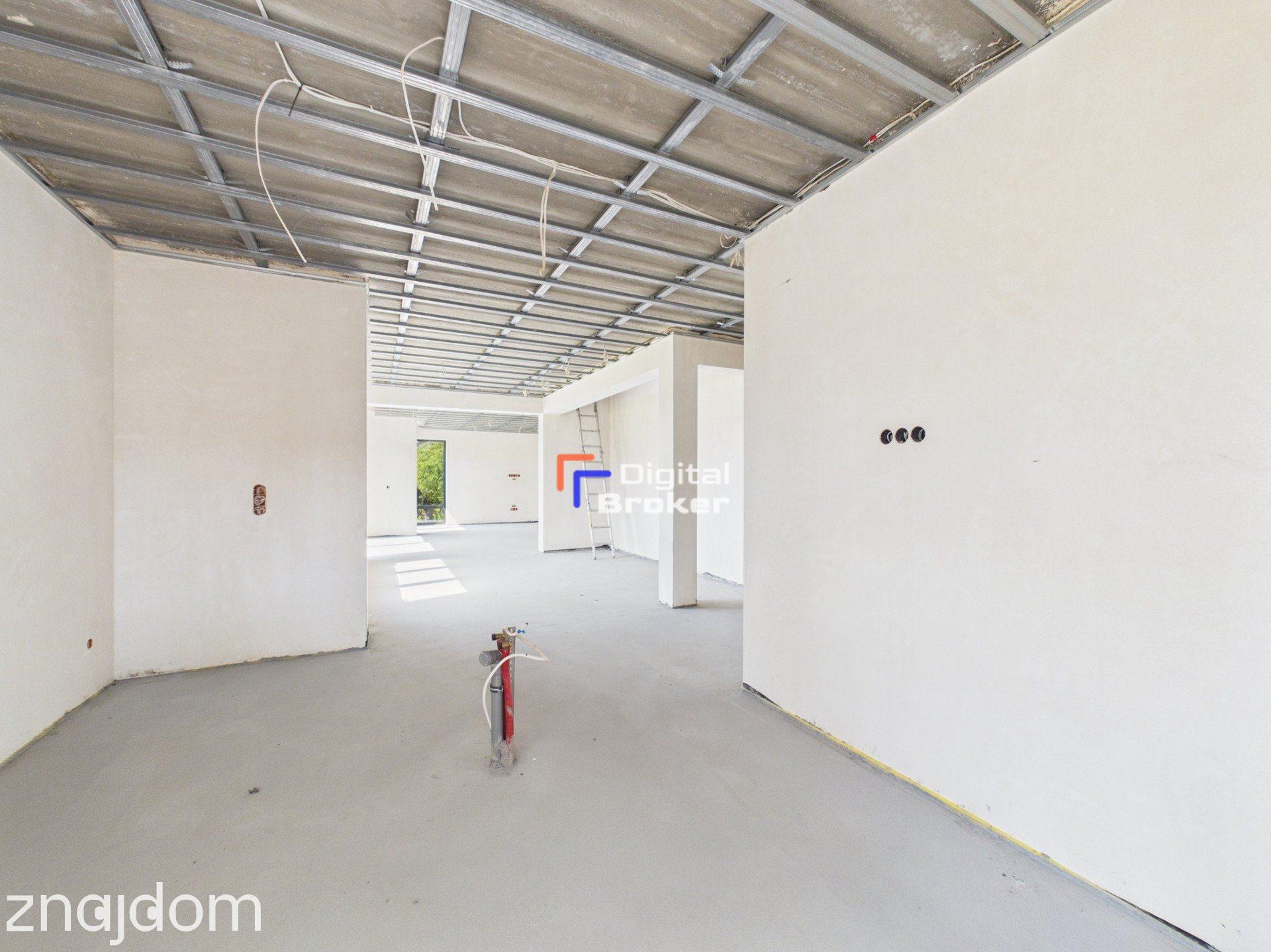 Willa 239 m² | 8 pokoi | duży garaż i działka! - zdjęcie 13