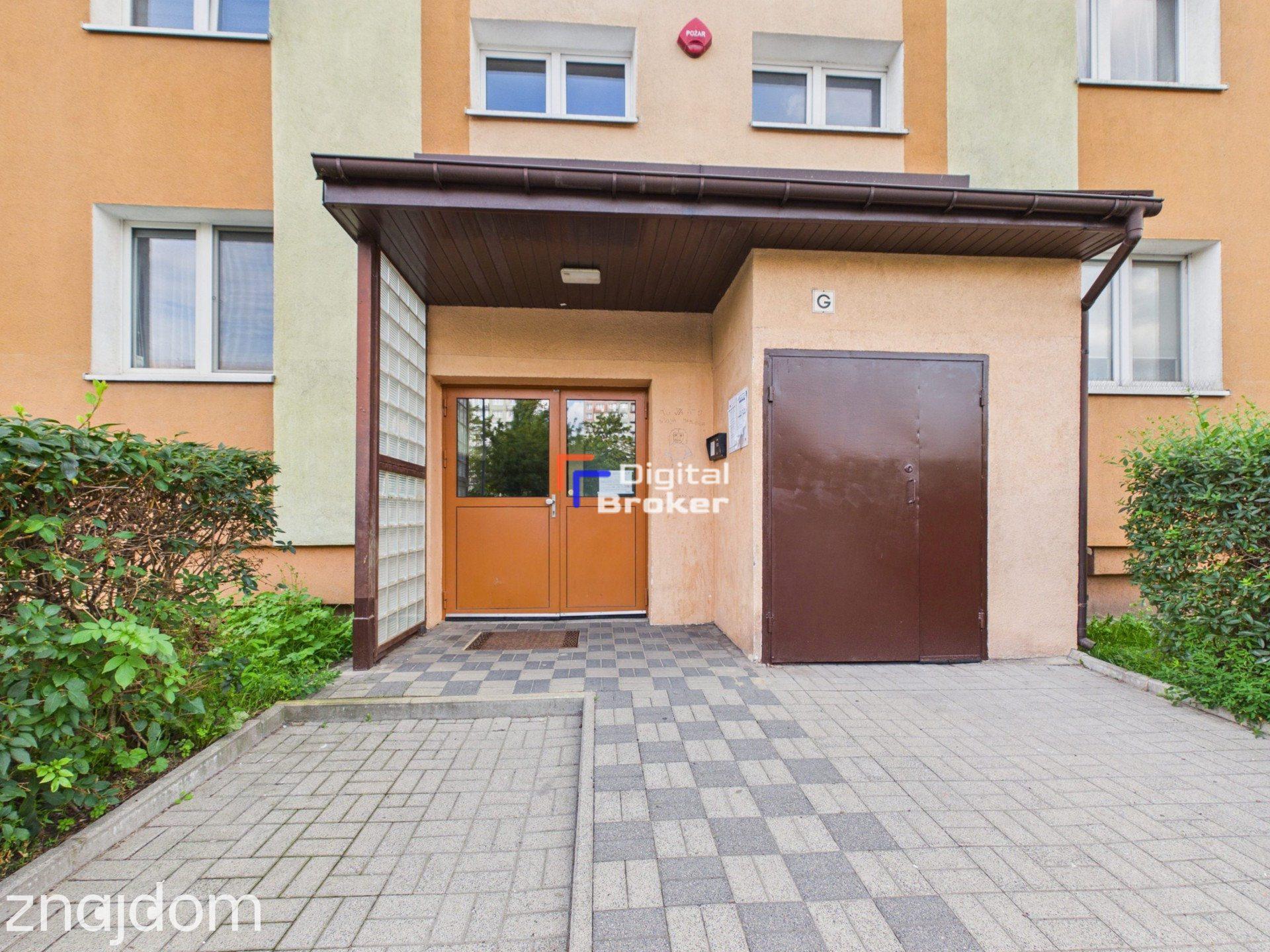 3 pokoje | Balkon | Po remoncie | Zarzew | komunikacja - zdjęcie 13