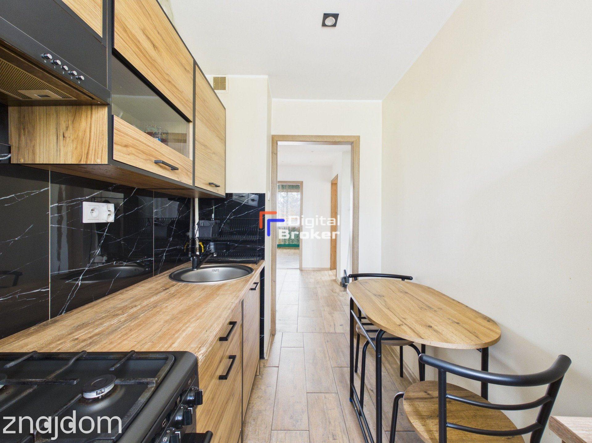 3 pokoje z potencjałem | osobna kuchnia | 59,1 m² + 8,5 m² piwnicy - zdjęcie 2